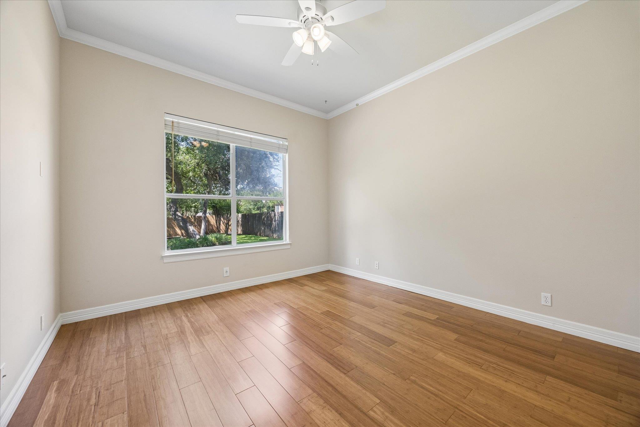 10501 Oak View Dr, Austin, TX 78759