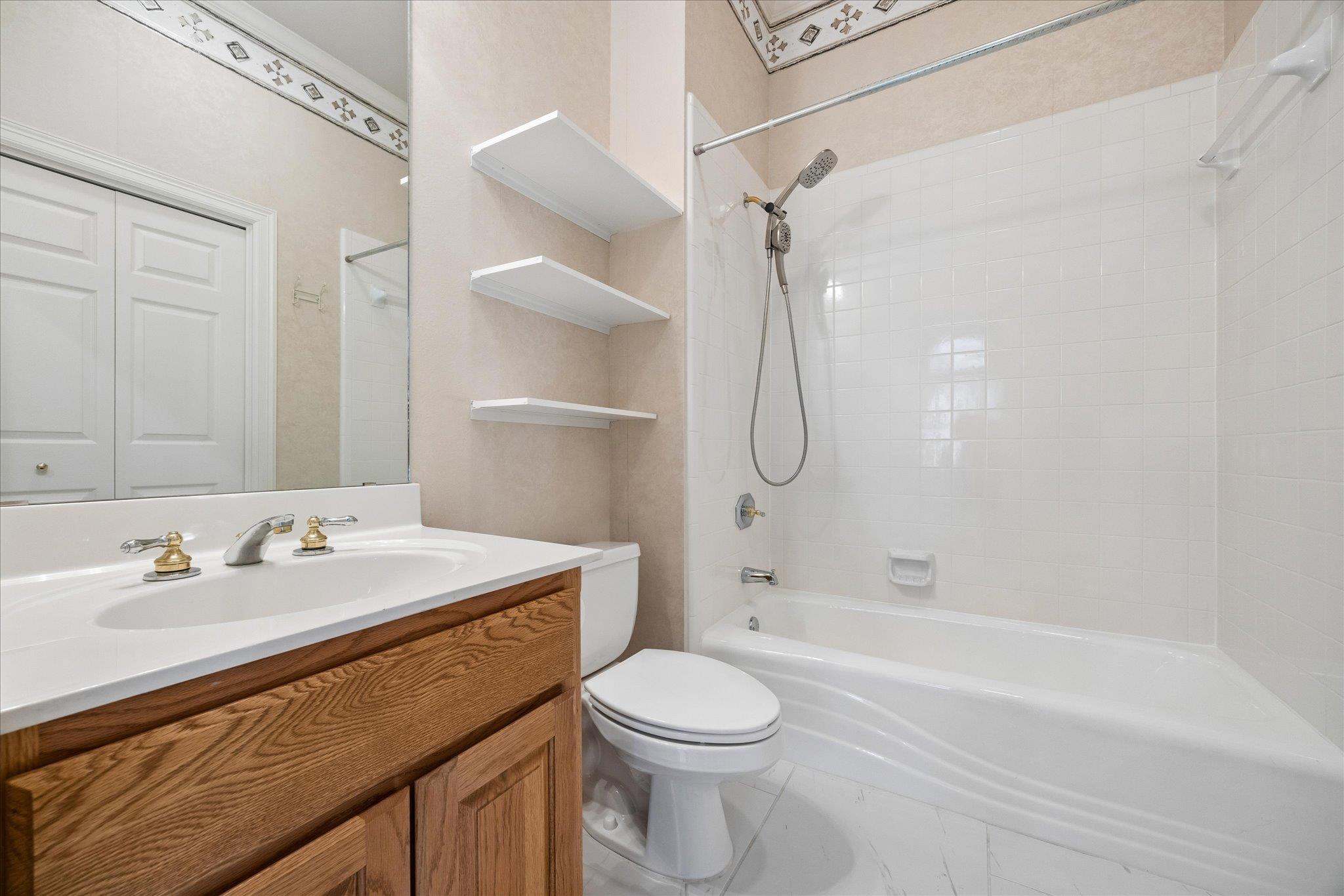 10501 Oak View Dr, Austin, TX 78759