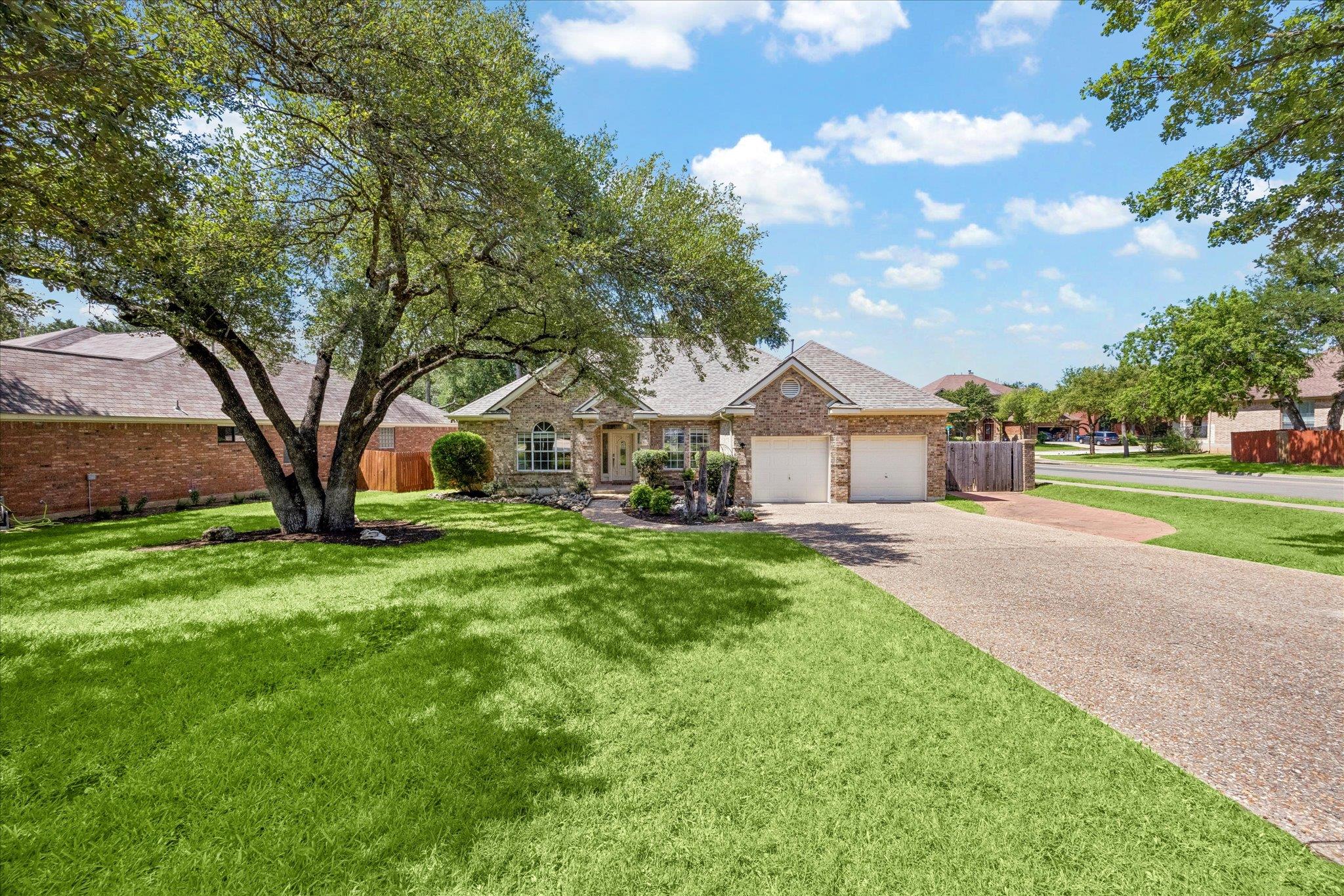 10501 Oak View Dr, Austin, TX 78759