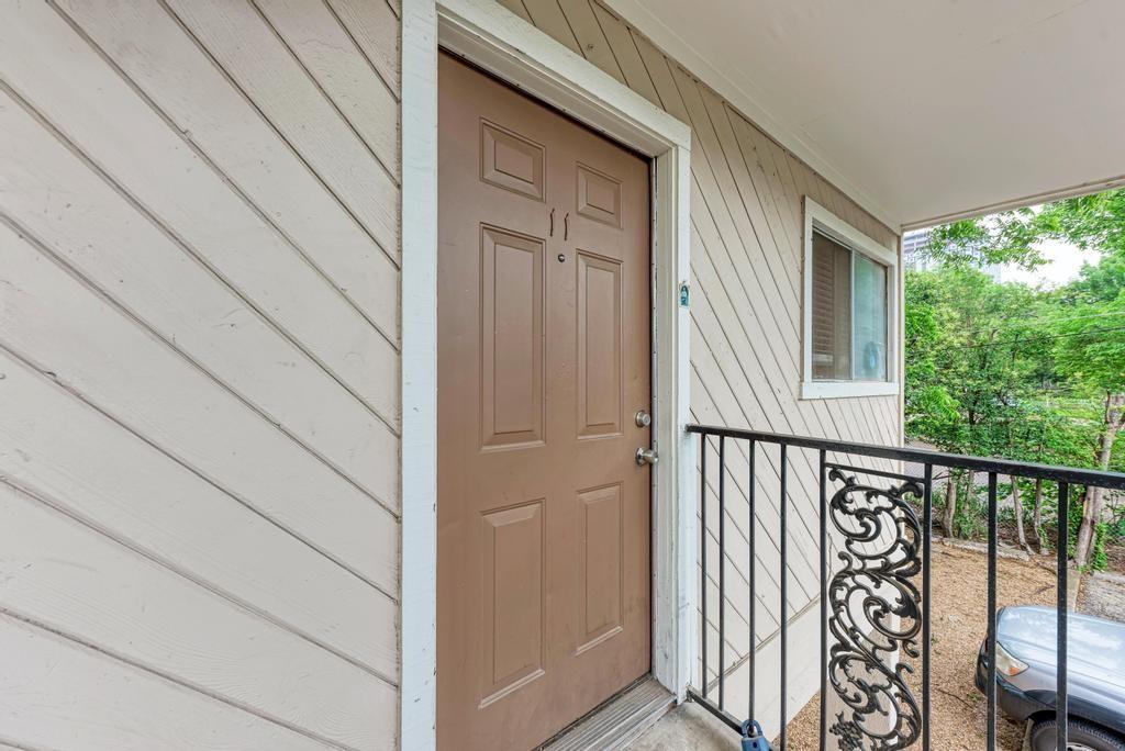 1010 W 23 St # 11, Austin, TX 78705