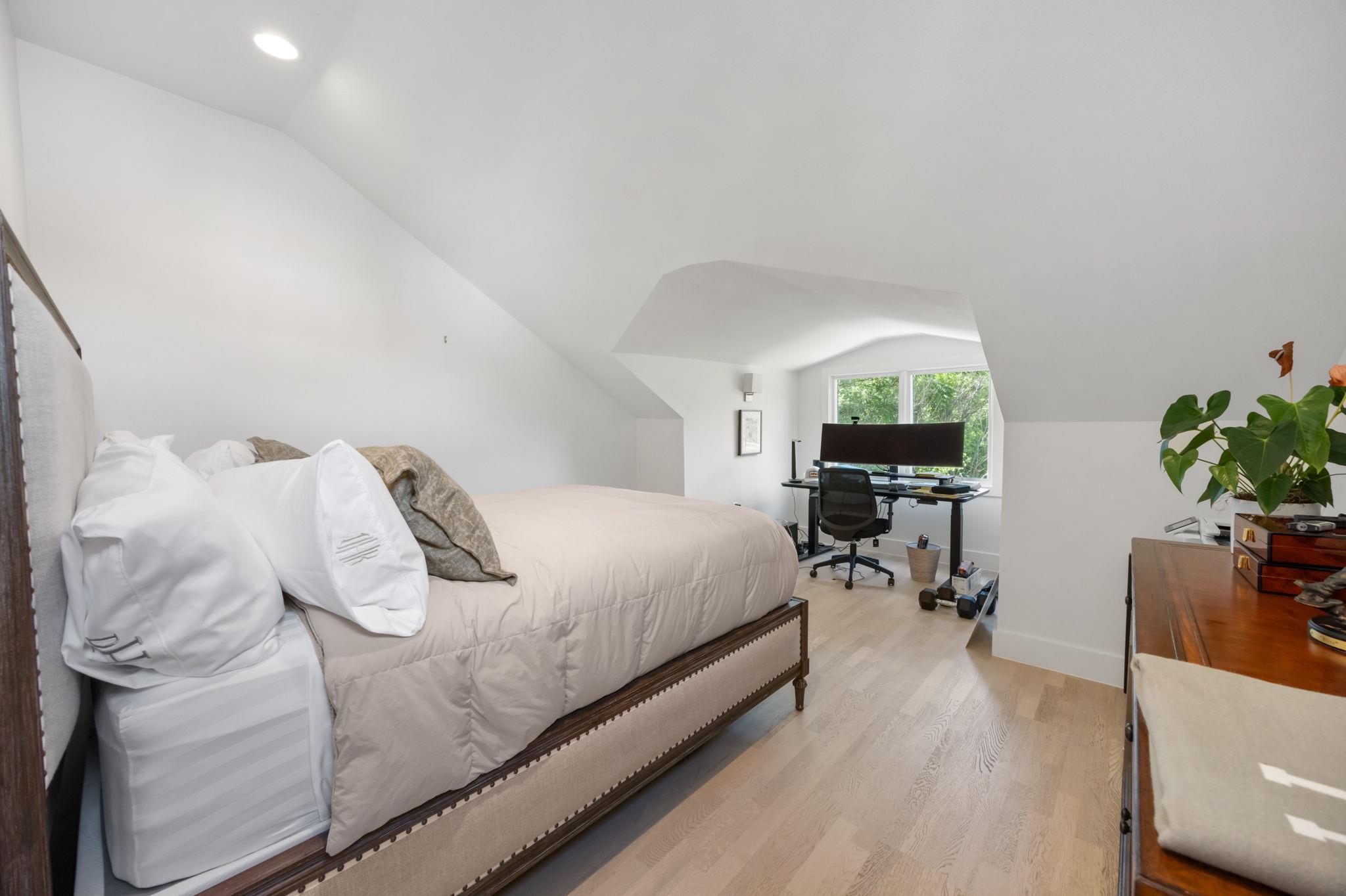901 Bouldin Ave # A, Austin, TX 78704