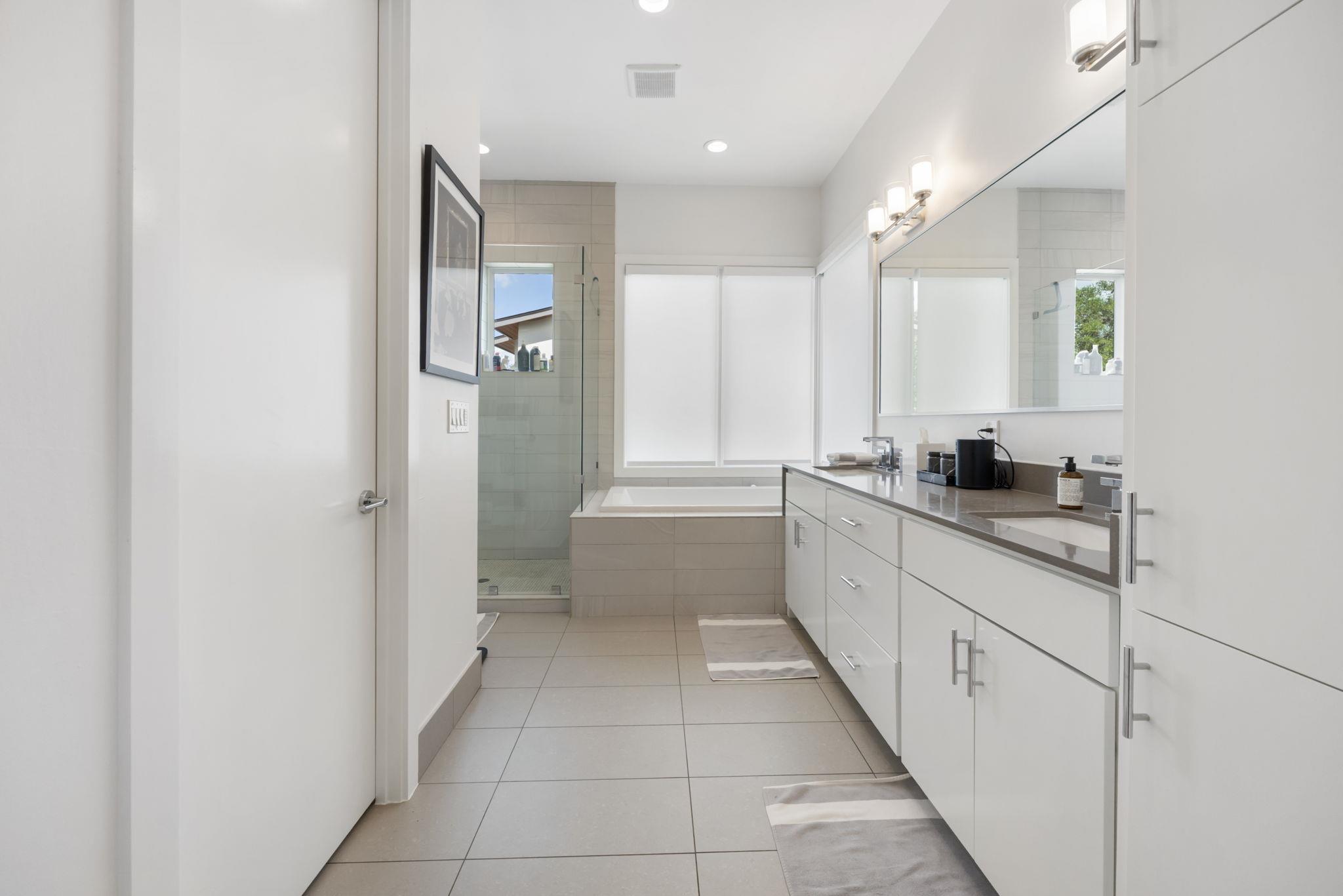 901 Bouldin Ave # A, Austin, TX 78704