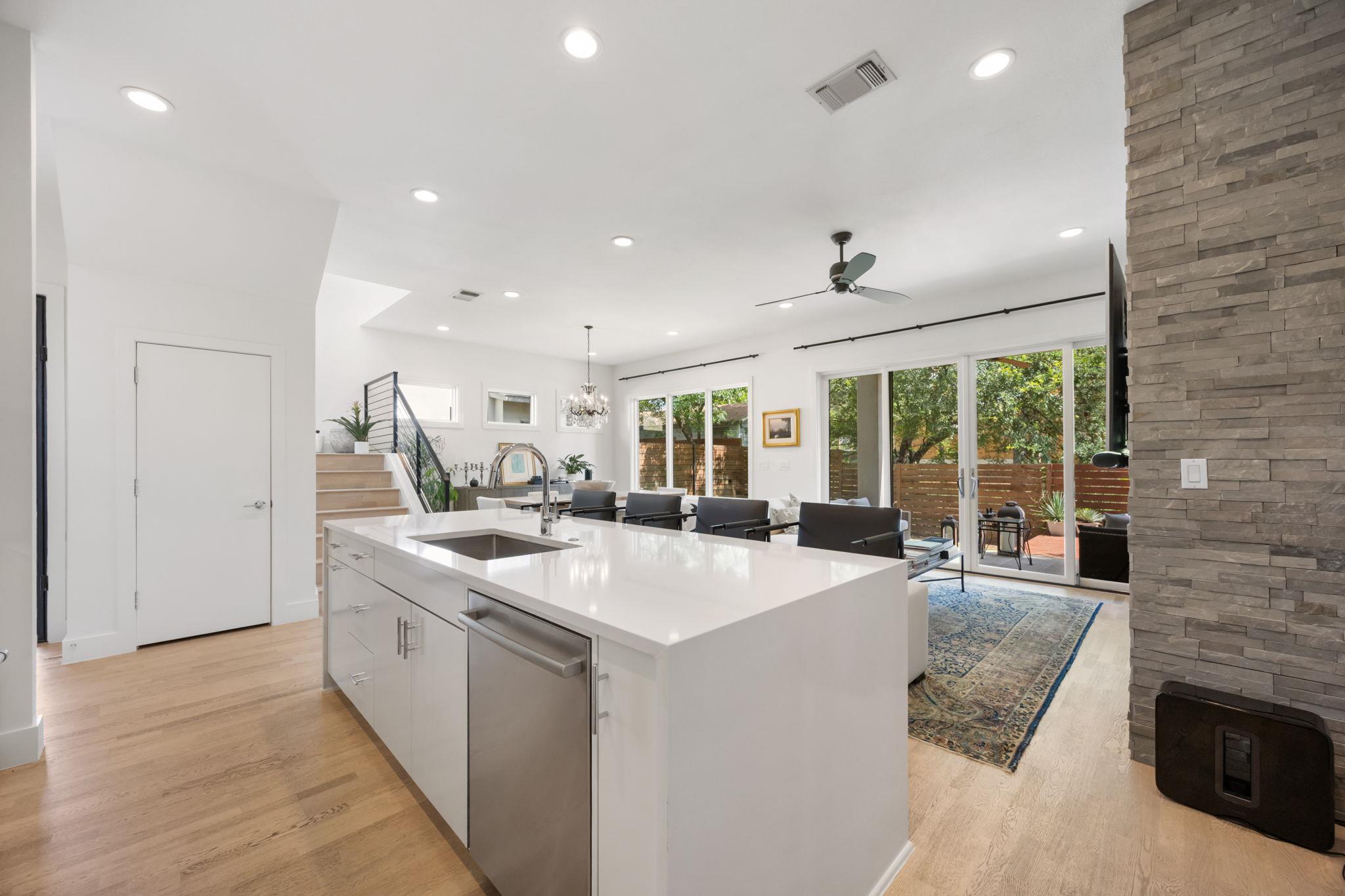 901 Bouldin Ave # A, Austin, TX 78704