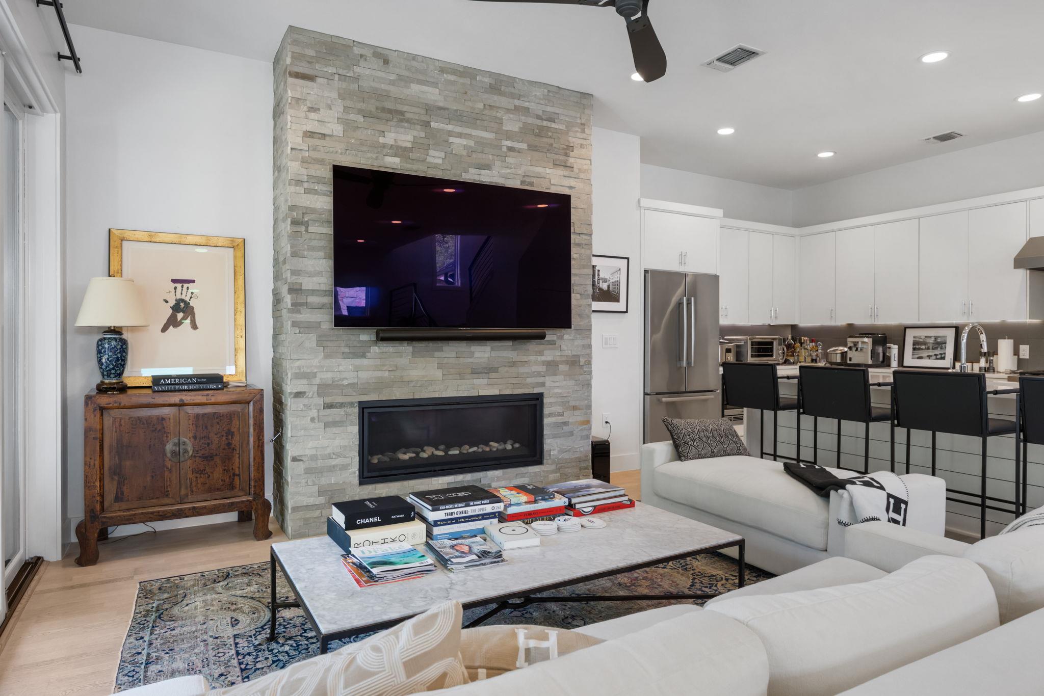 901 Bouldin Ave # A, Austin, TX 78704