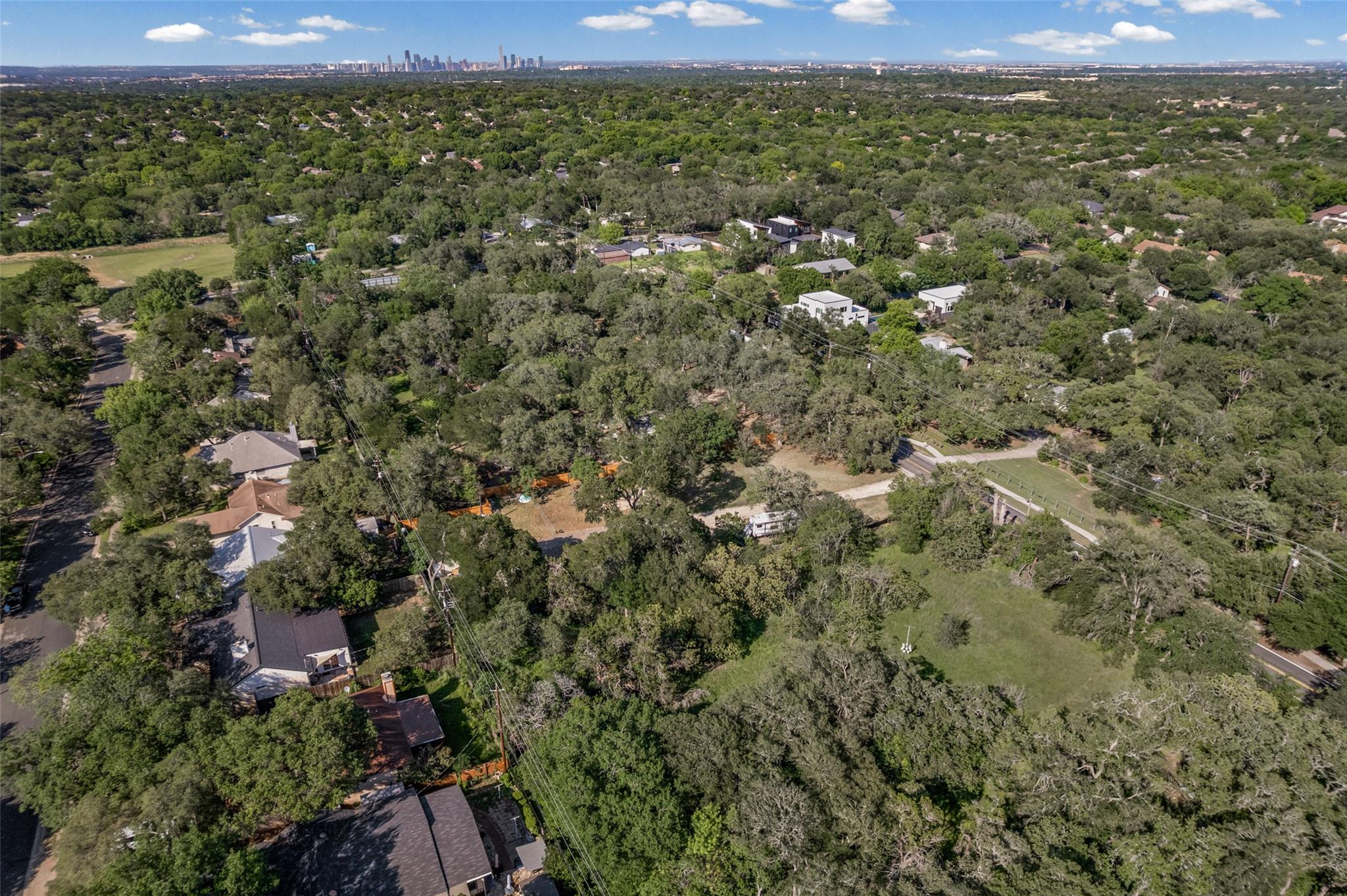 8802 Leo St, Austin, TX 78745