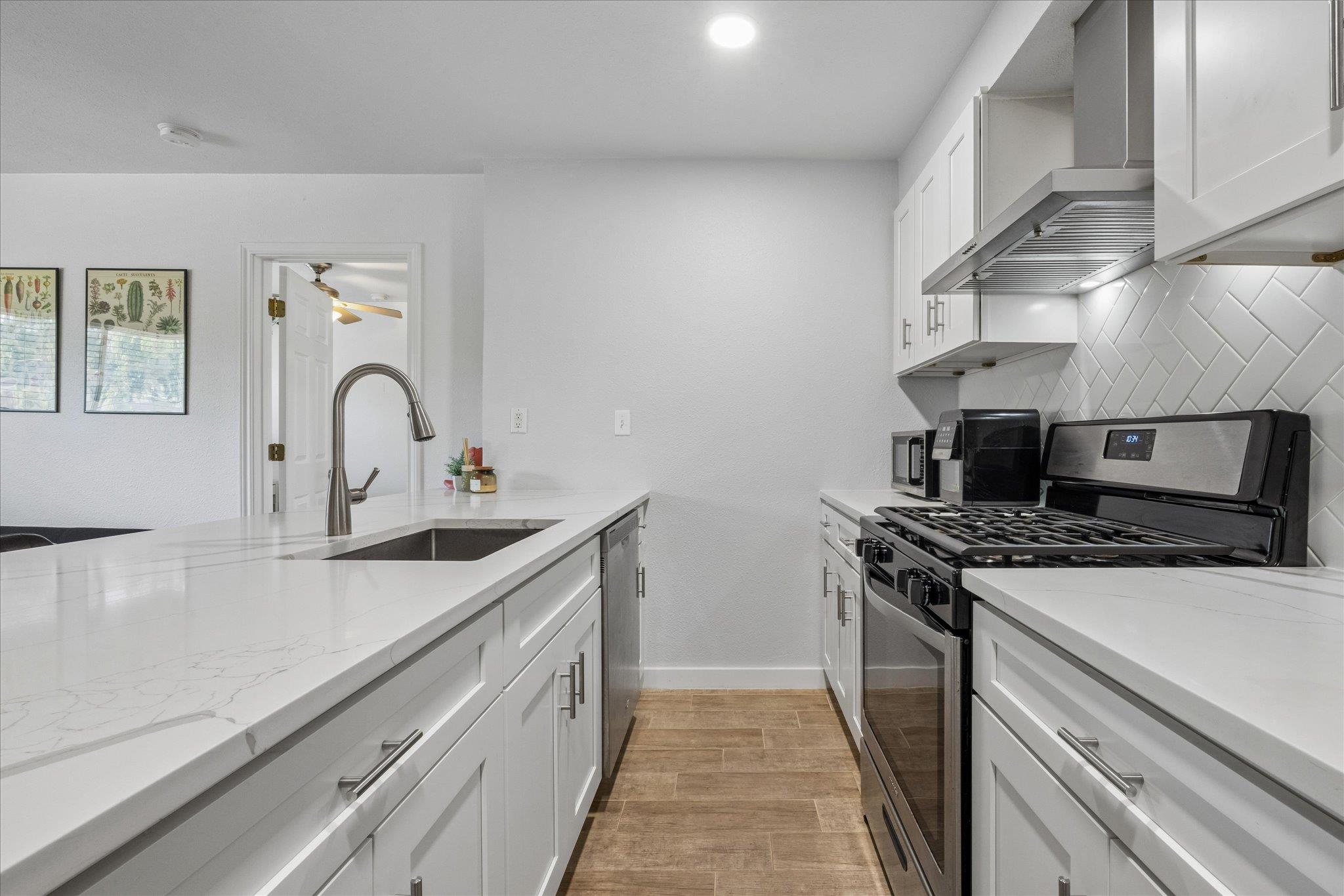 304 E 33rd St # 4, Austin, TX 78705