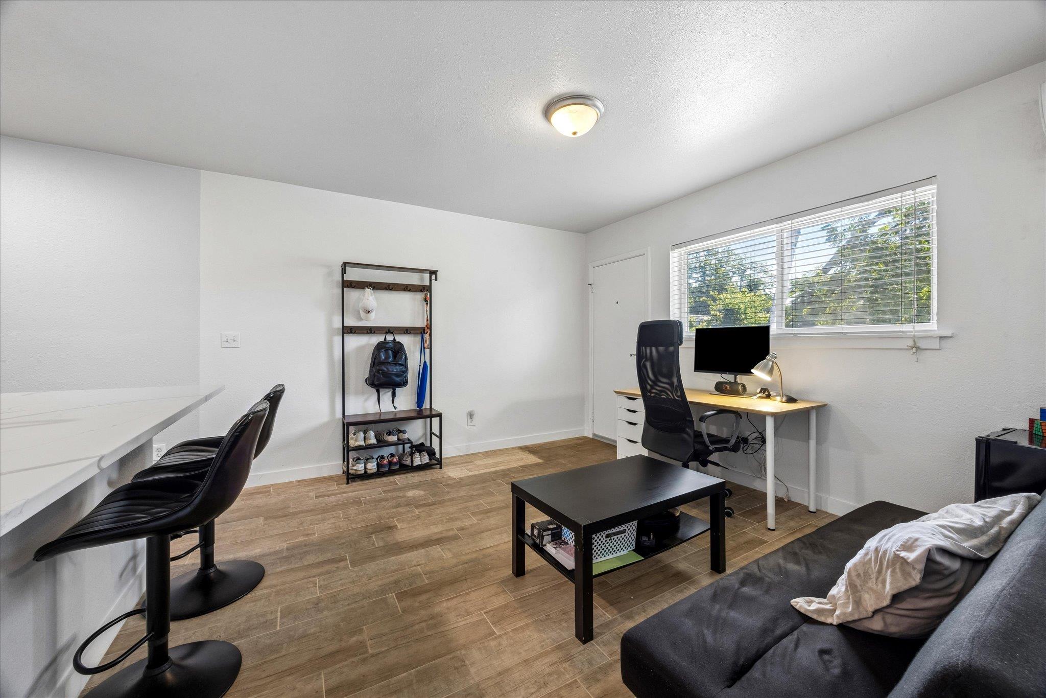 304 E 33rd St # 4, Austin, TX 78705