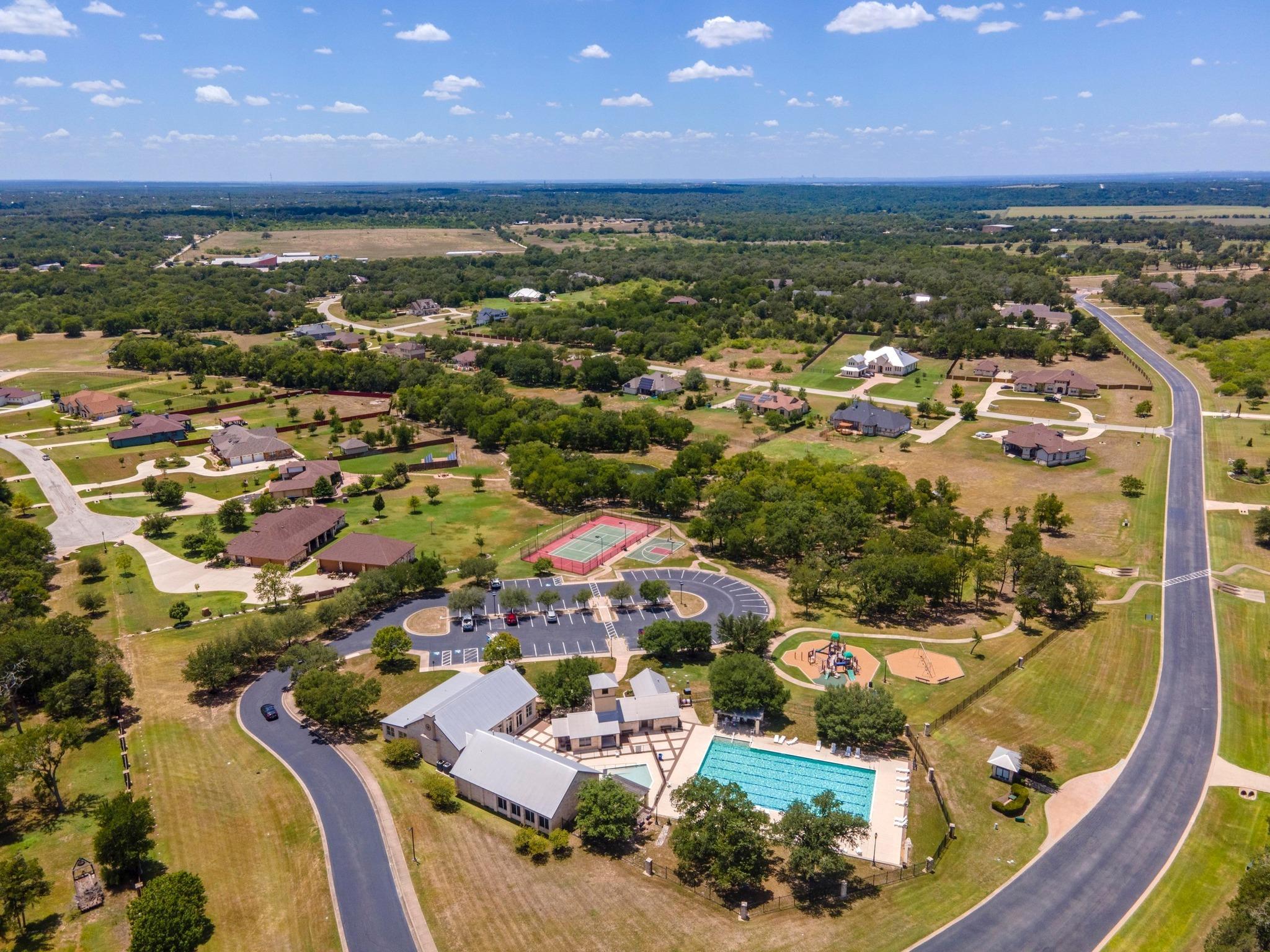 307 Chisholm Trl, Bastrop, TX 78602
