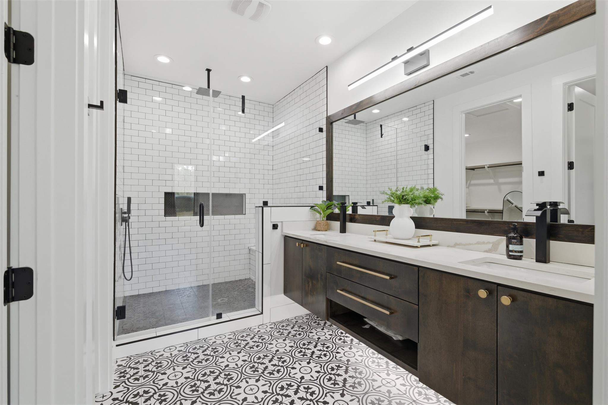 307 Chisholm Trl, Bastrop, TX 78602