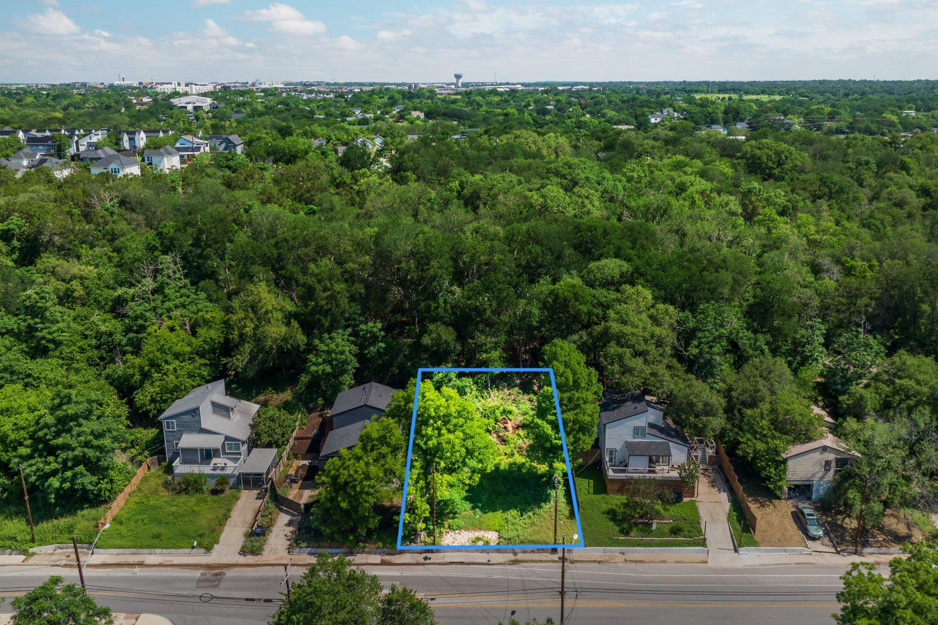 3600 Oak Springs Dr, Austin, TX 78721
