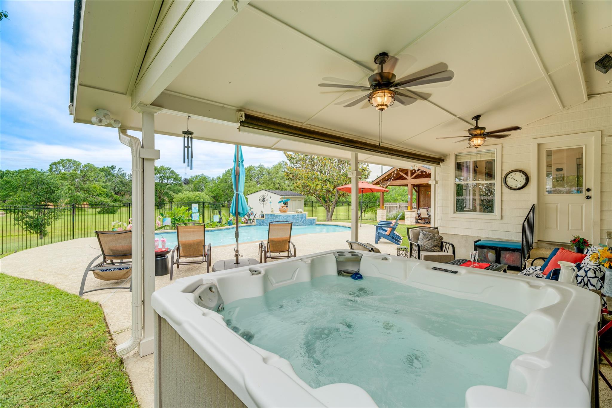 1209 Lacey Oak Loop, Round Rock, TX 78681