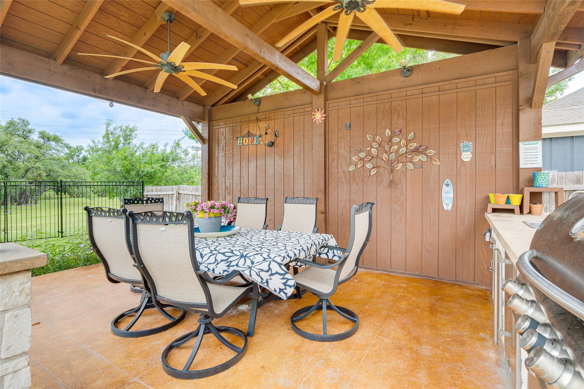 1209 Lacey Oak Loop, Round Rock, TX 78681