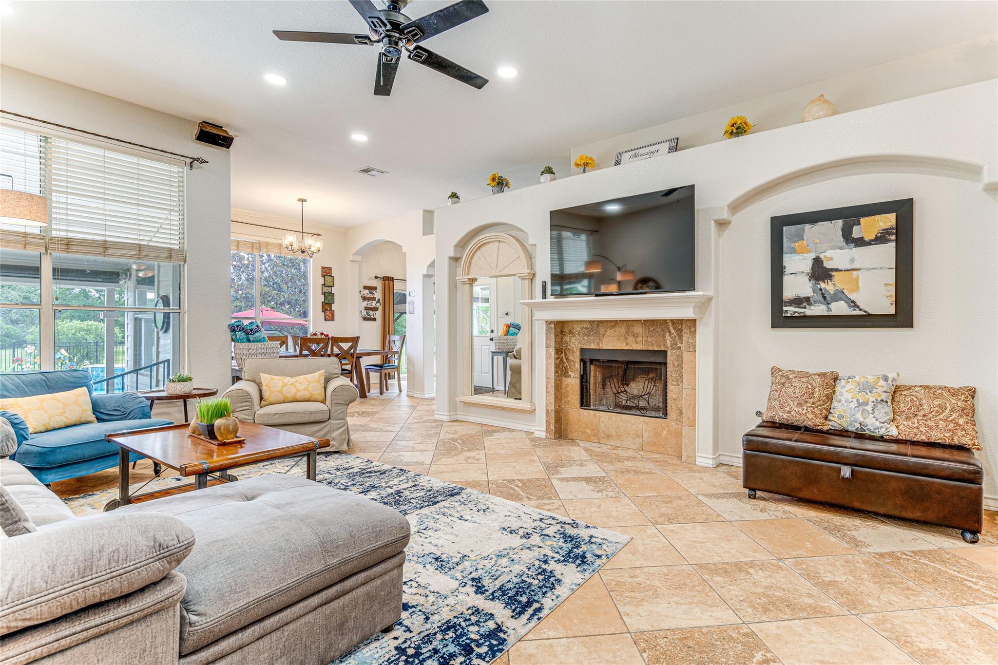 1209 Lacey Oak Loop, Round Rock, TX 78681
