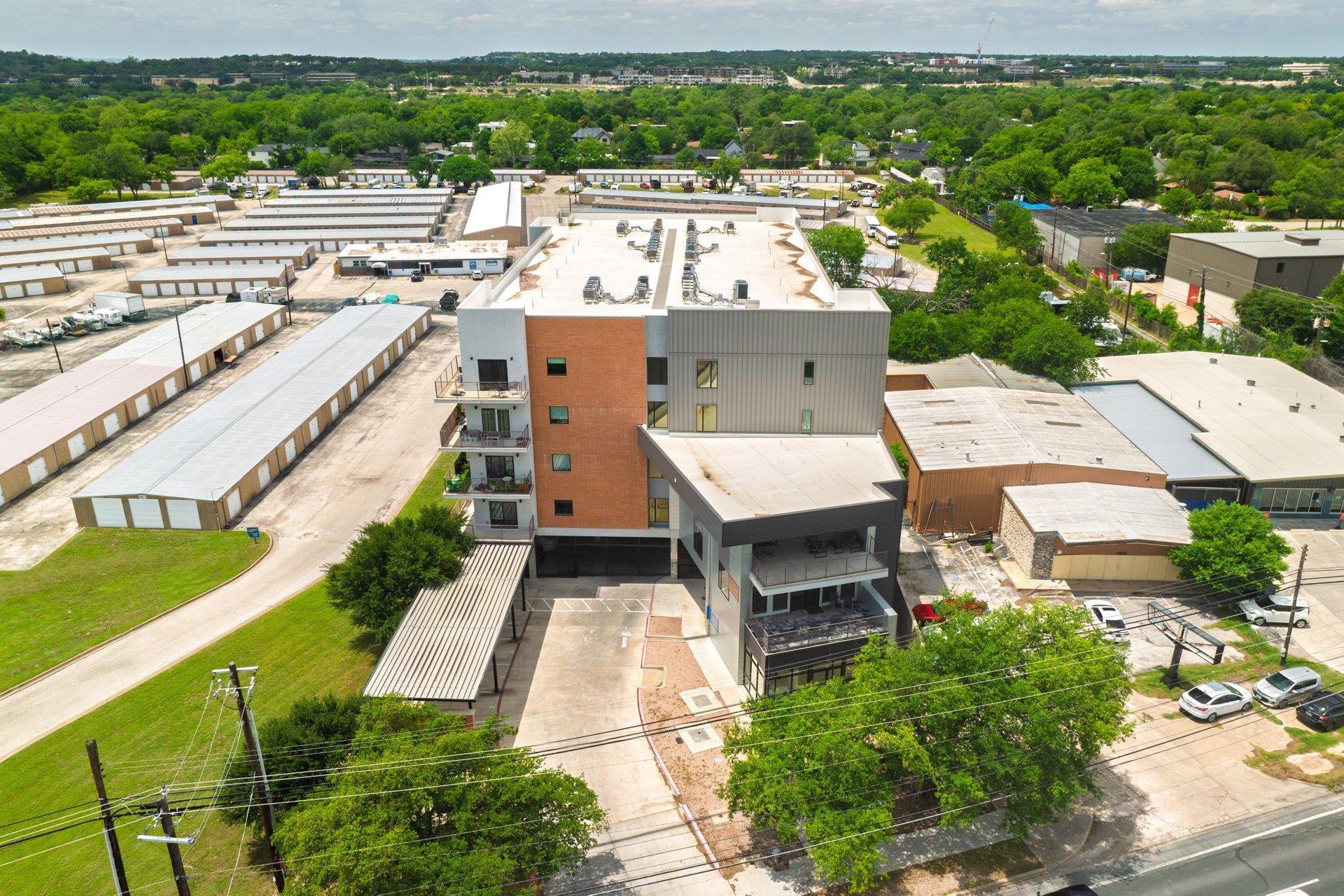 6444 Burnet Rd # 100, Austin, TX 78757