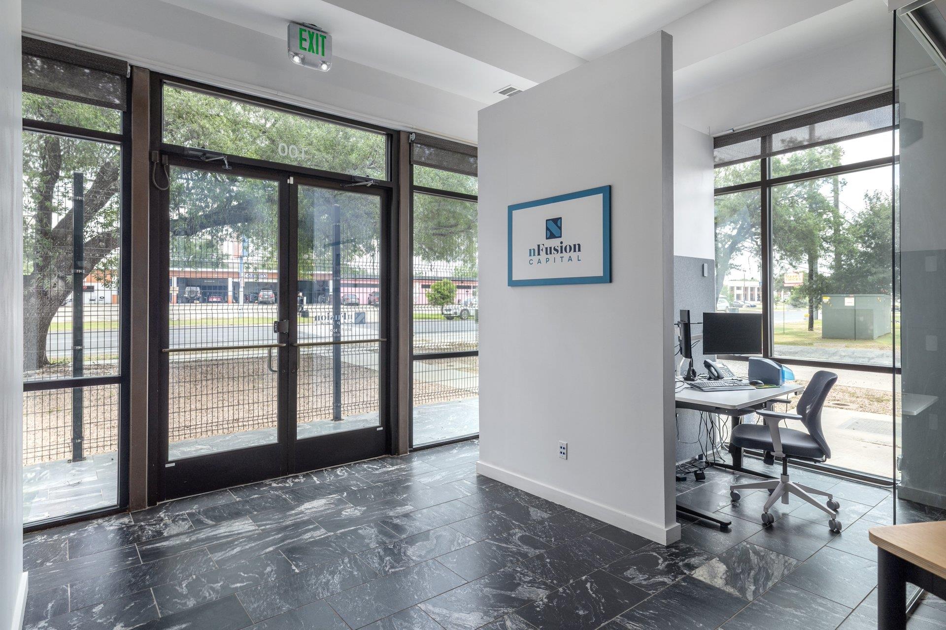 6444 Burnet Rd # 100, Austin, TX 78757