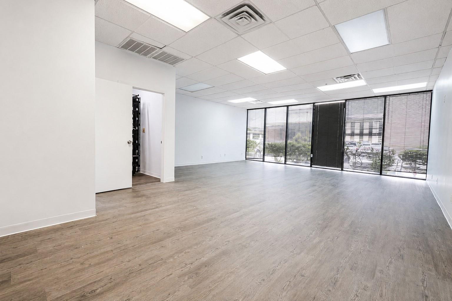 8500 Shoal Creek Blvd # 103, Austin, TX 78757