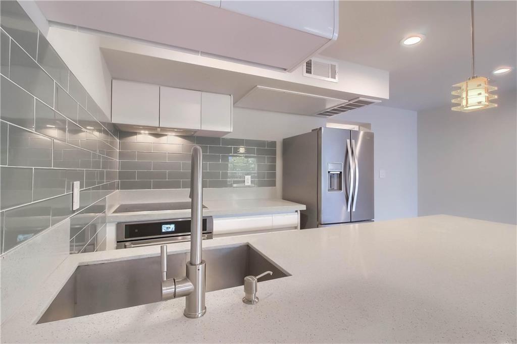 3110 Red River St # 210, Austin, TX 78705