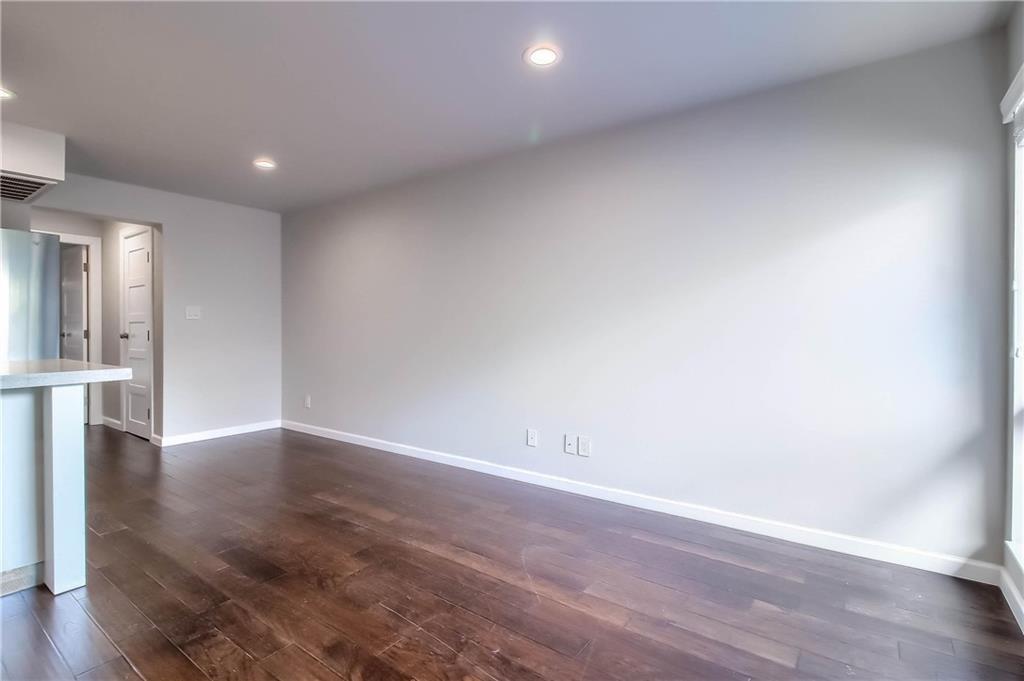 3110 Red River St # 210, Austin, TX 78705