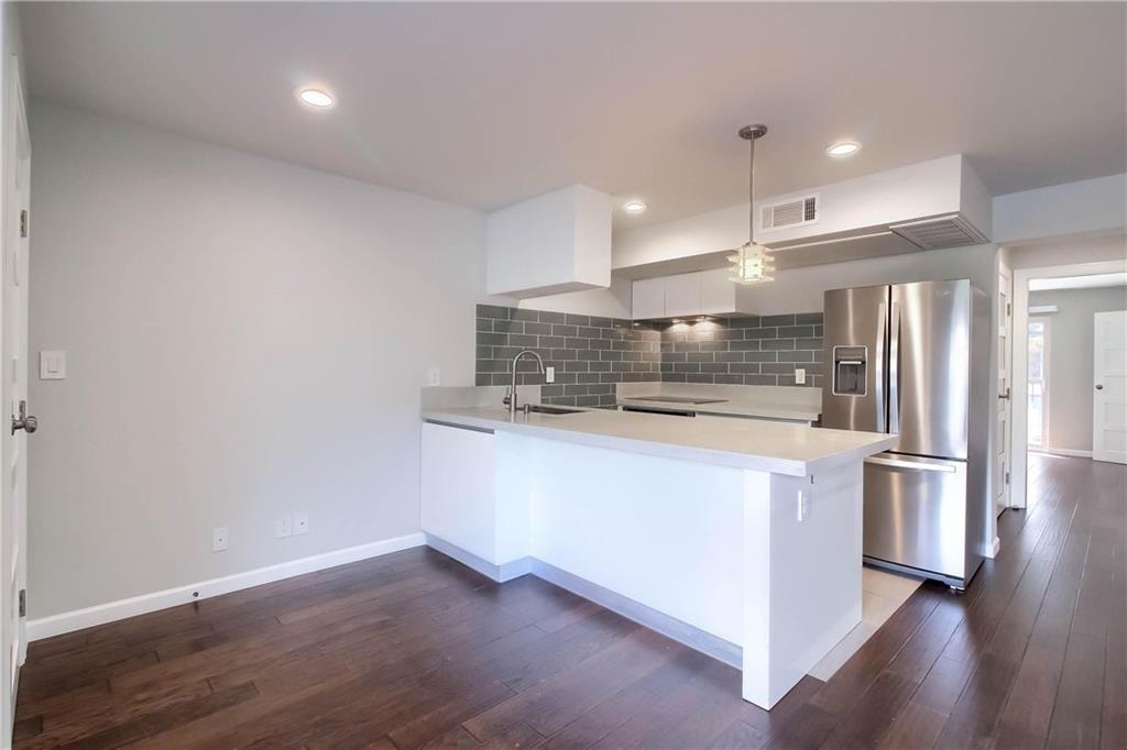 3110 Red River St # 210, Austin, TX 78705
