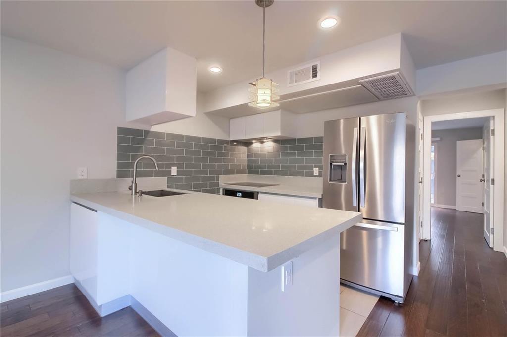 3110 Red River St # 210, Austin, TX 78705