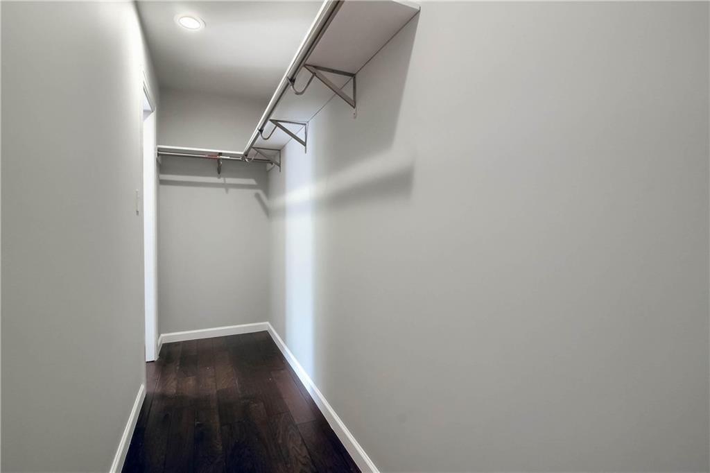 3110 Red River St # 210, Austin, TX 78705