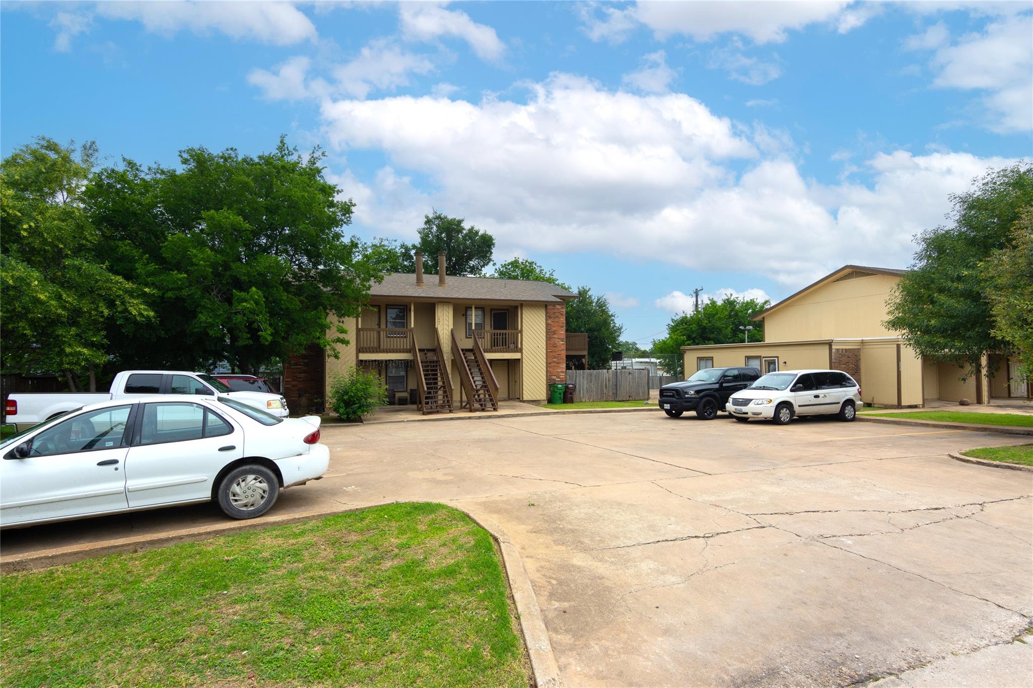 1607 ONION CREEK VILLAGE Dr # D, Round Rock, TX 78664
