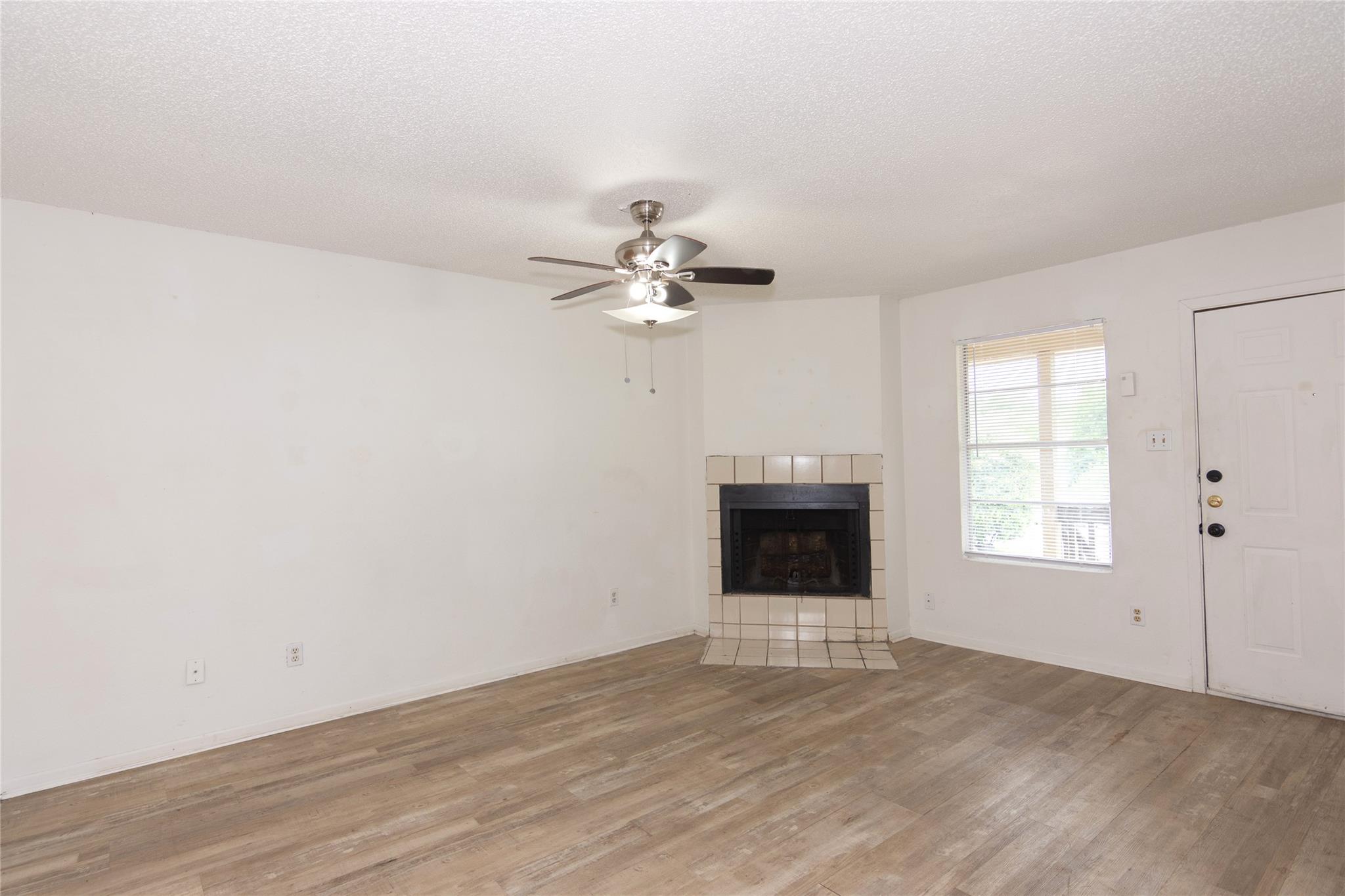1607 ONION CREEK VILLAGE Dr # D, Round Rock, TX 78664