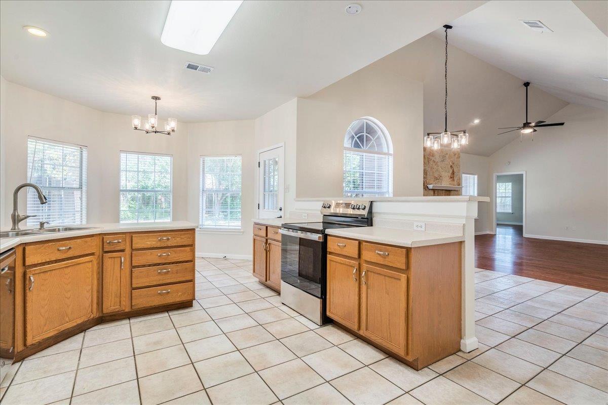 12508 Mixson Dr, Austin, TX 78732