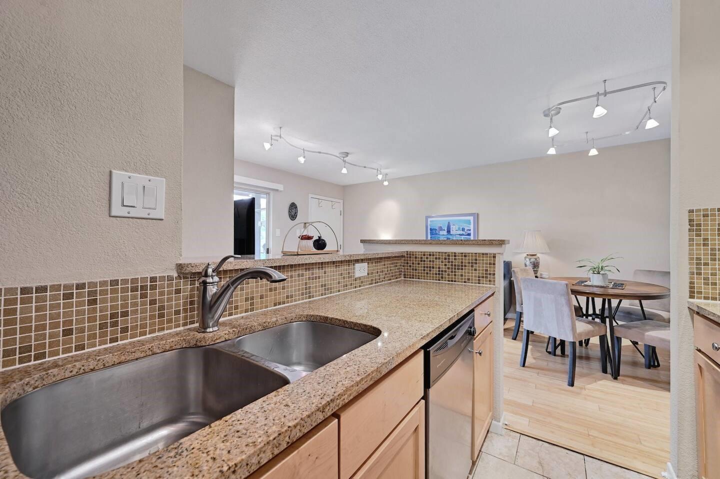 3204 Menchaca Rd # 416, Austin, TX 78704