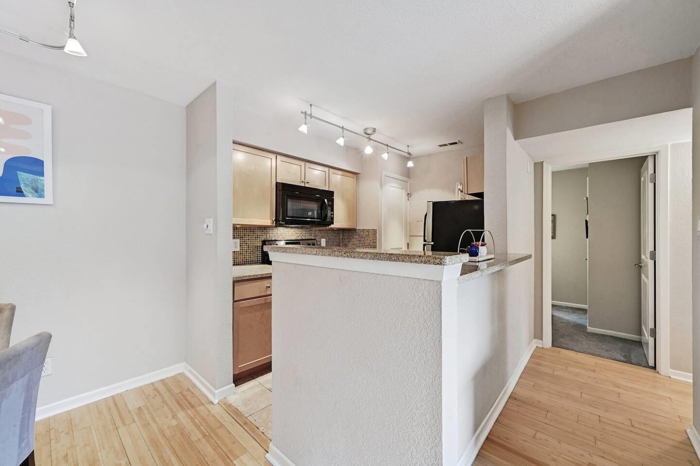3204 Menchaca Rd # 416, Austin, TX 78704