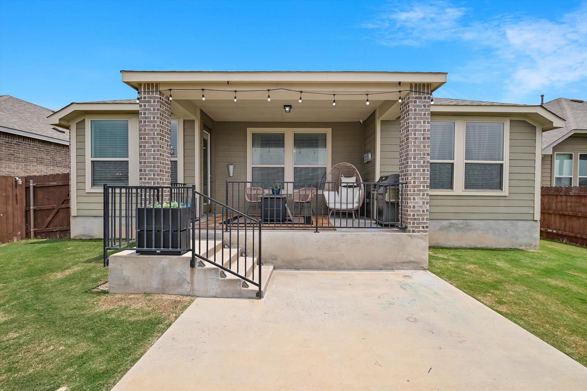 6828 Brindisi Pl, Round Rock, TX 78665