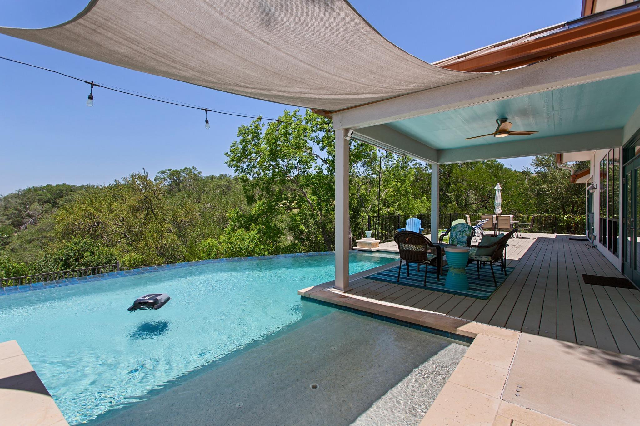 1121 Kings Cove Dr, Canyon Lake, TX 78133