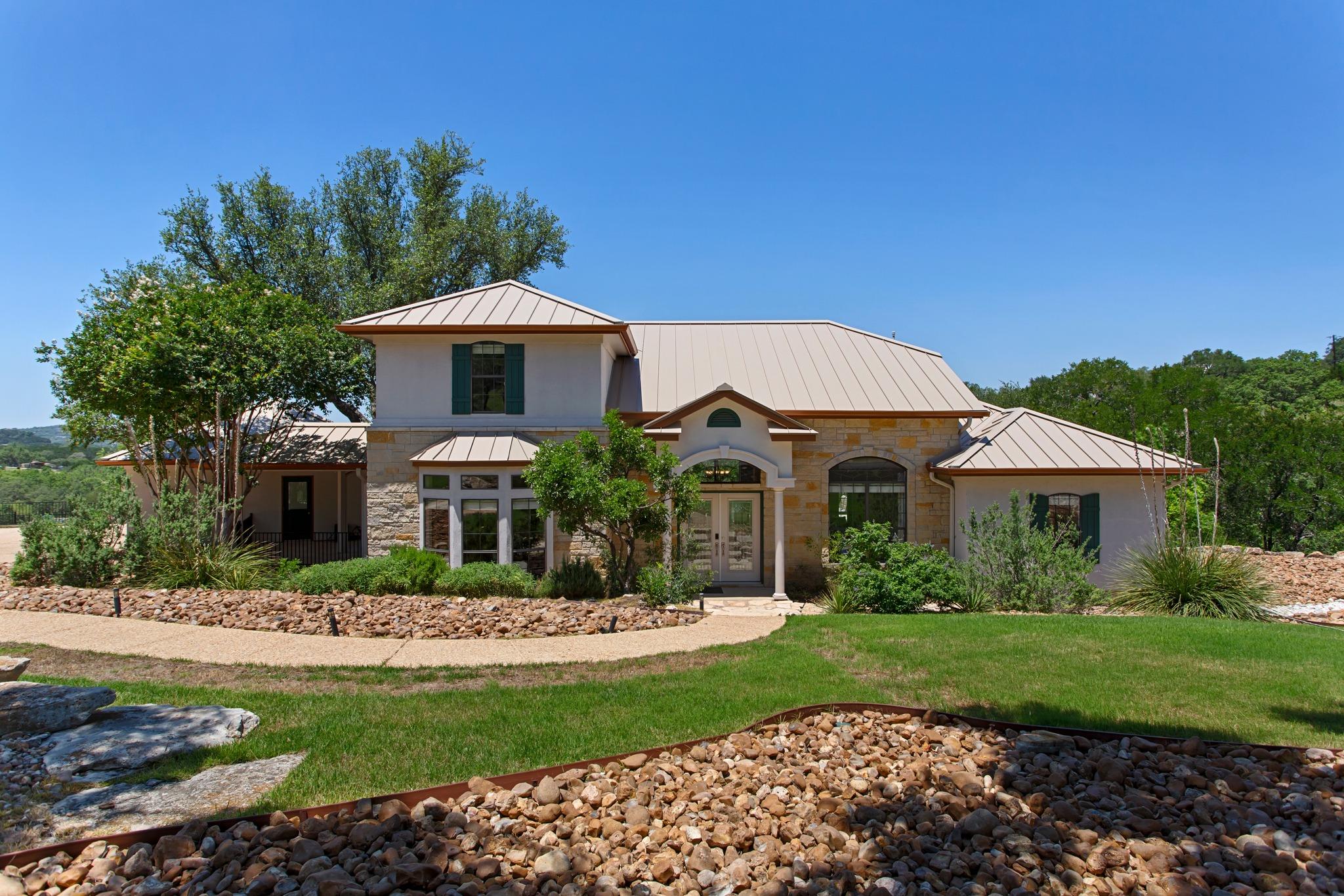 1121 Kings Cove Dr, Canyon Lake, TX 78133