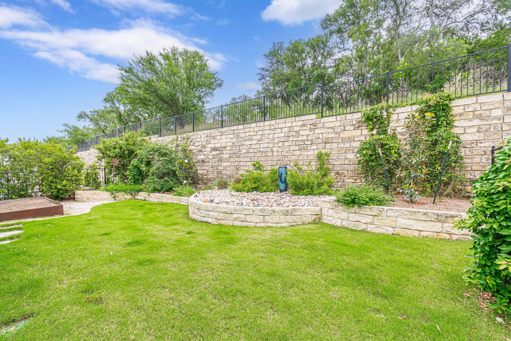 433 Skipping Cedar St, San Marcos, TX 78666