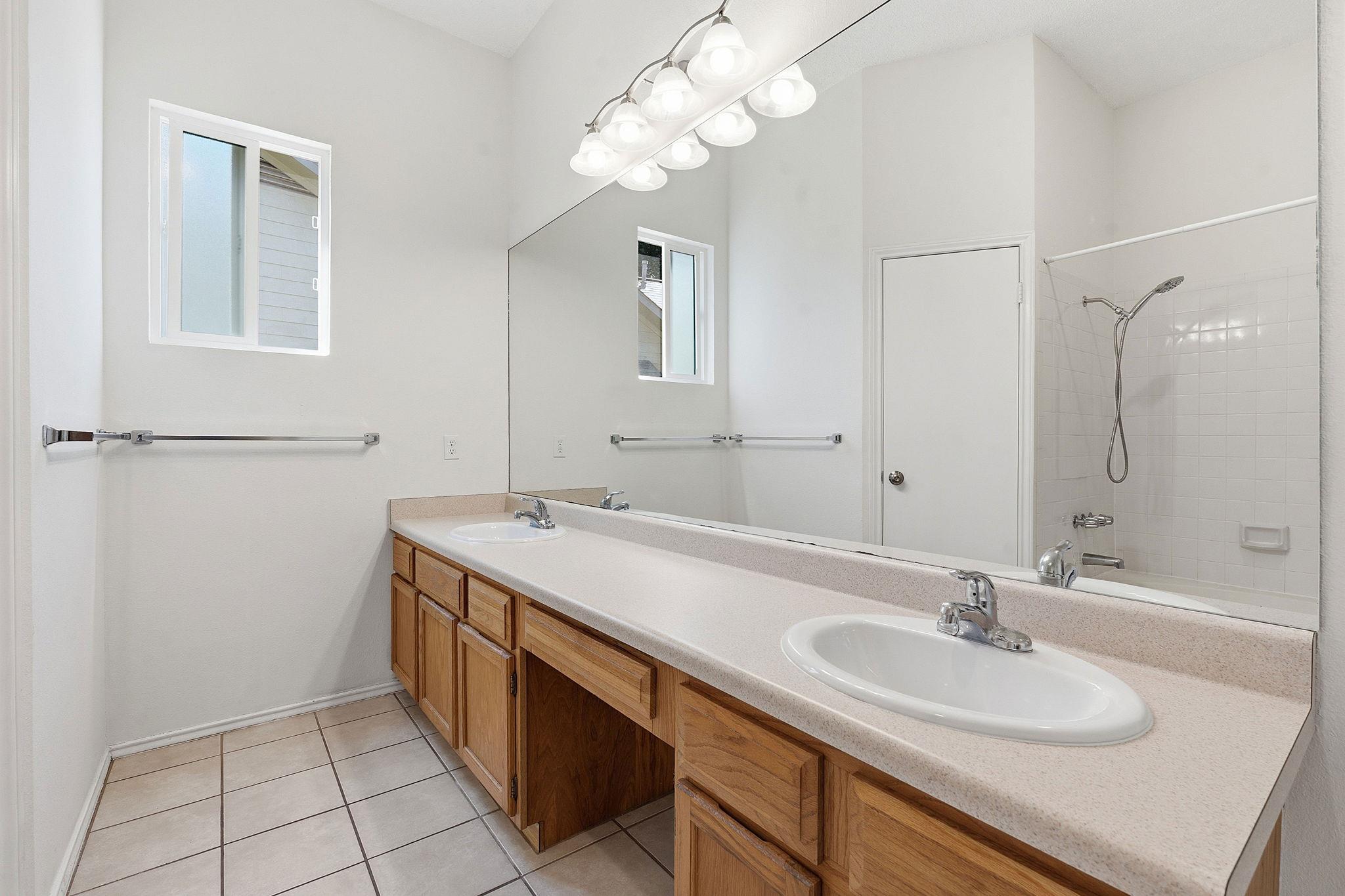 14818 Yellowleaf Trl, Austin, TX 78728
