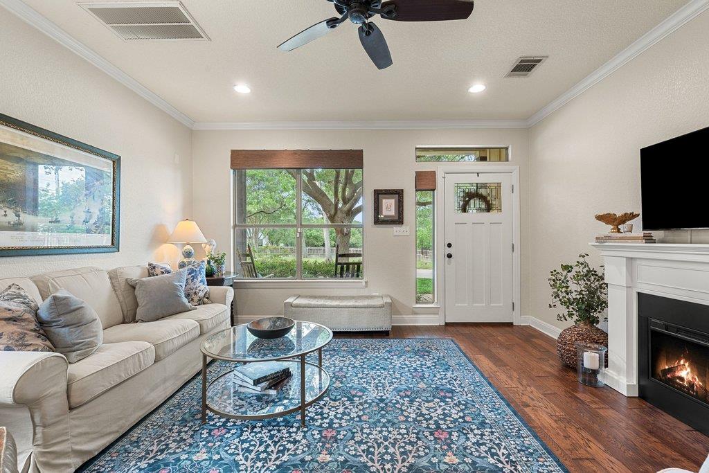 6708 Menchaca Rd # 2, Austin, TX 78745