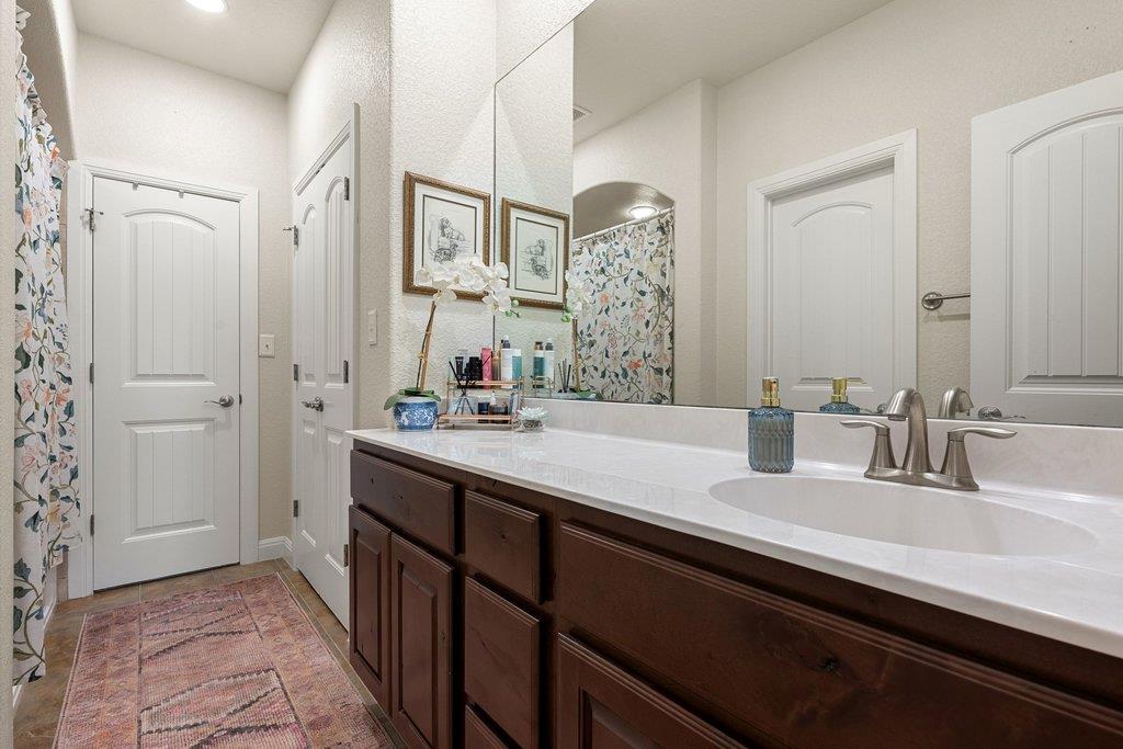 6708 Menchaca Rd # 2, Austin, TX 78745