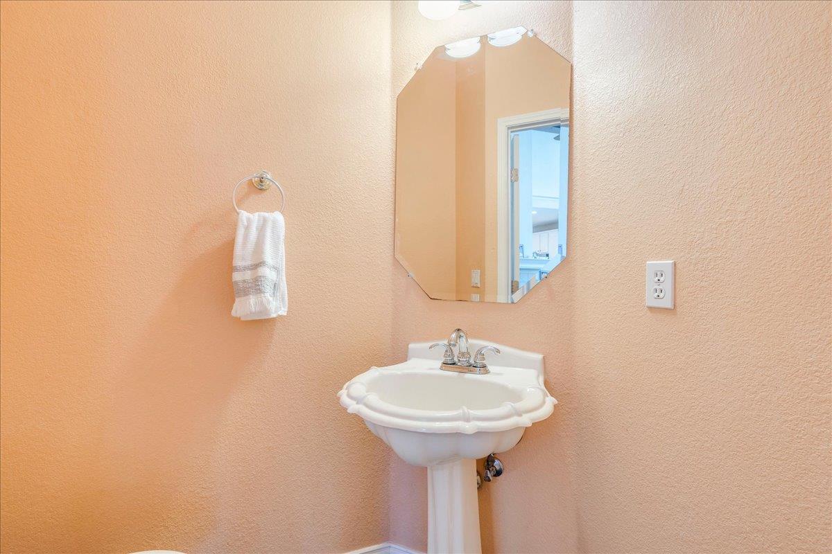 2201 SHARON Dr, Cedar Park, TX 78613