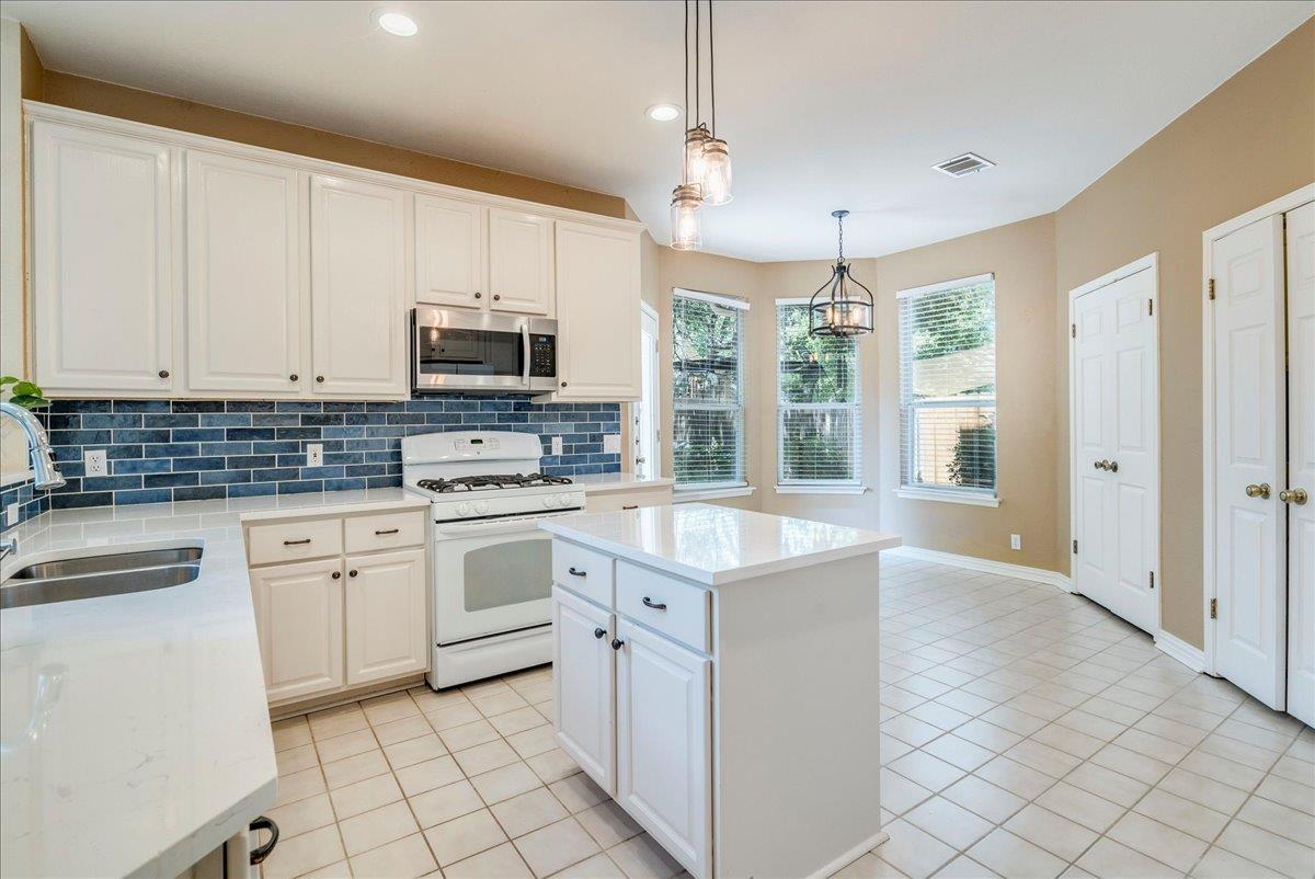 2201 SHARON Dr, Cedar Park, TX 78613