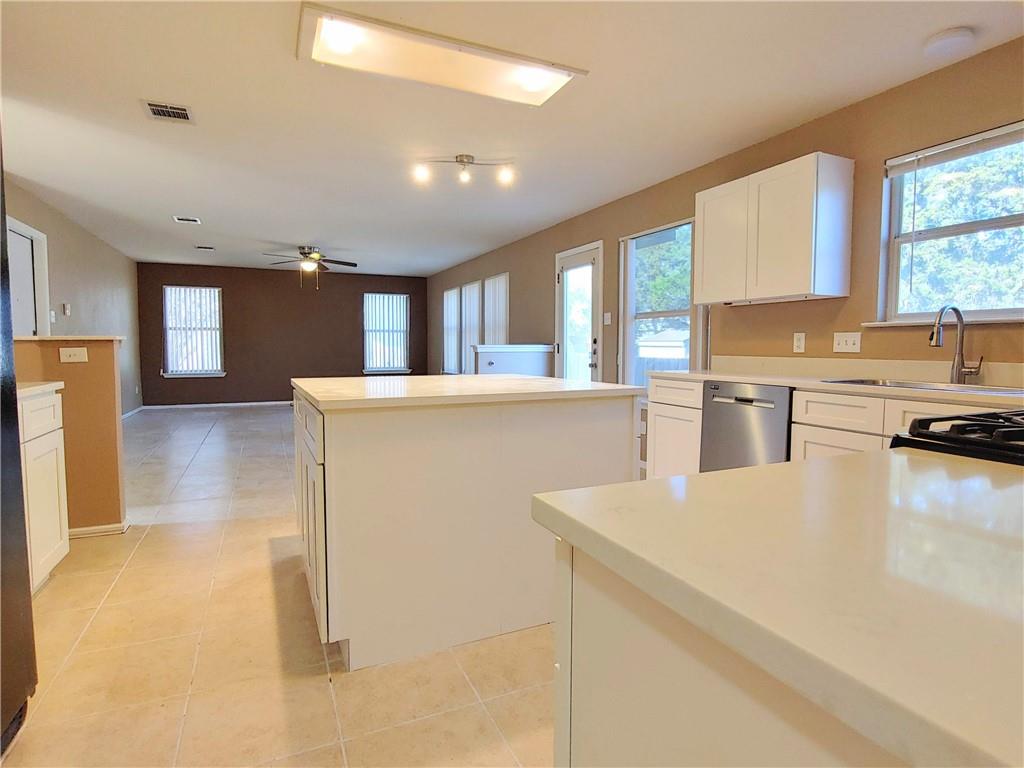 1101 Wood Creek Dr, Cedar Park, TX 78613