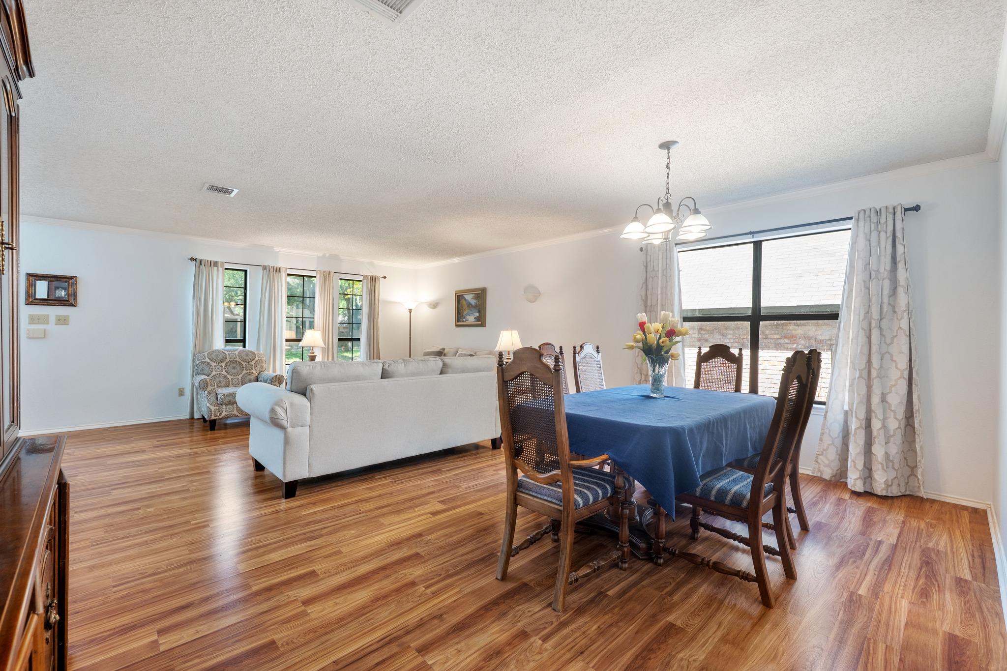 13113 Bidwell Dr, Austin, TX 78729
