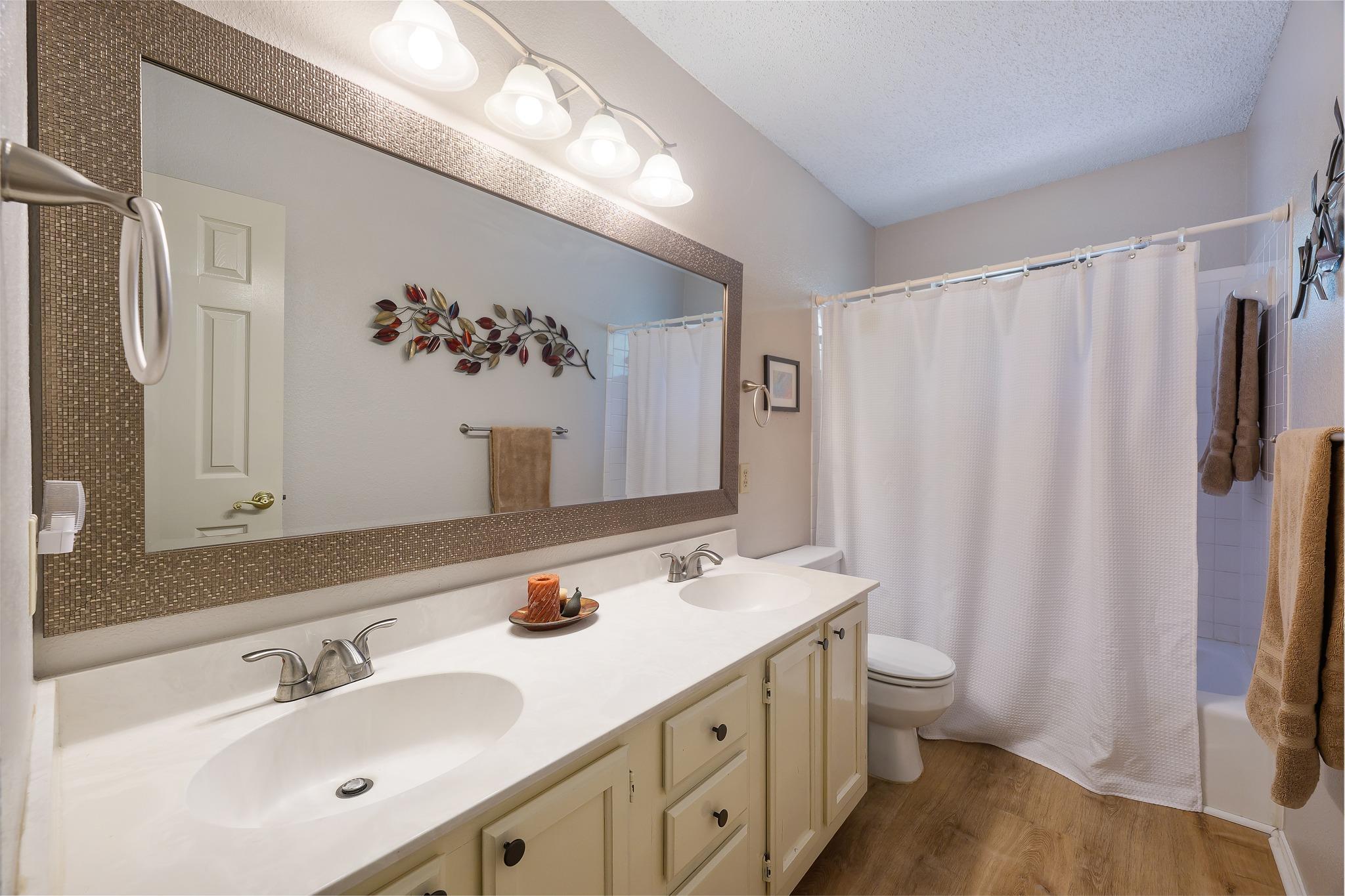13113 Bidwell Dr, Austin, TX 78729