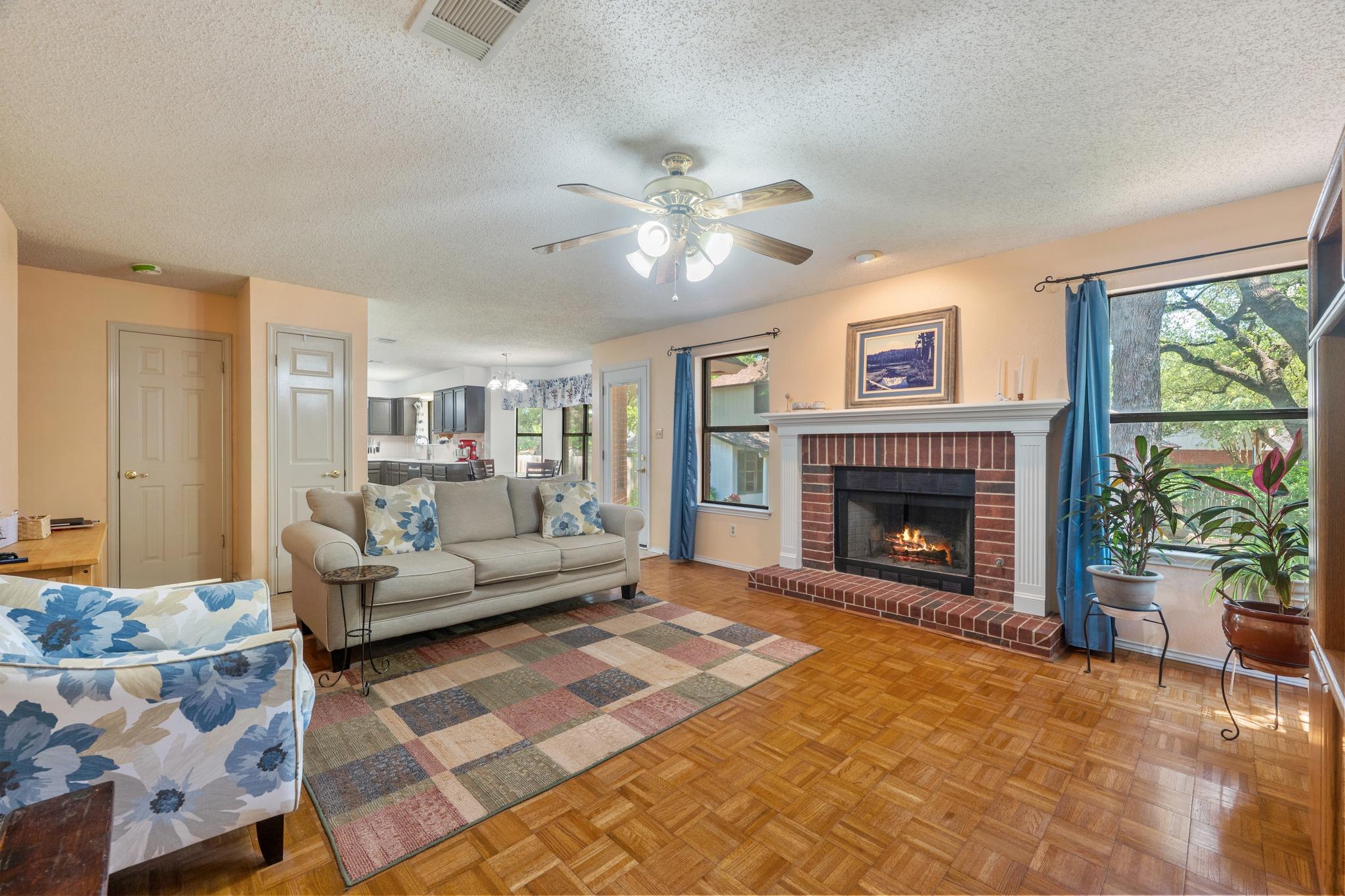 13113 Bidwell Dr, Austin, TX 78729