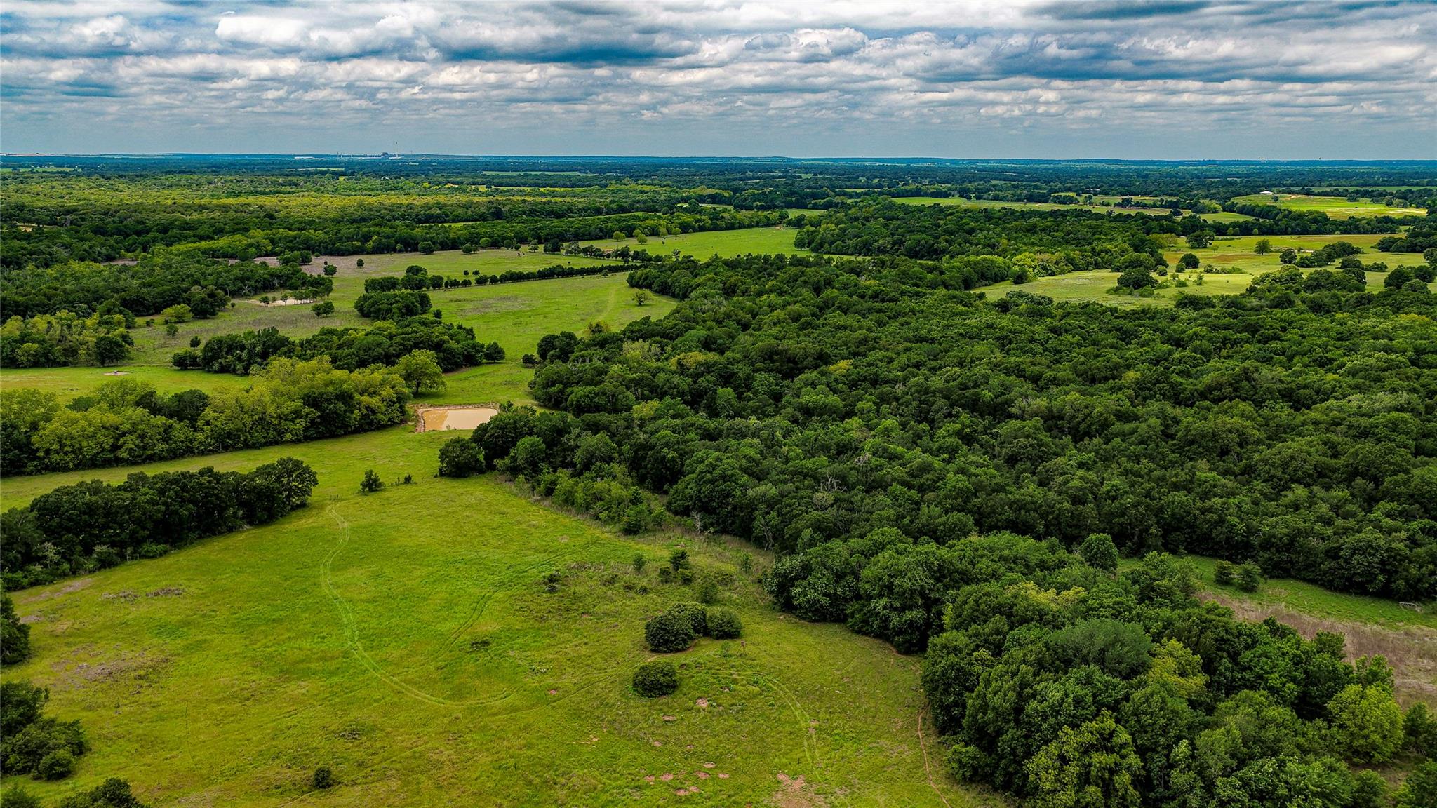 0000 CR 413, Lexington, TX 78947