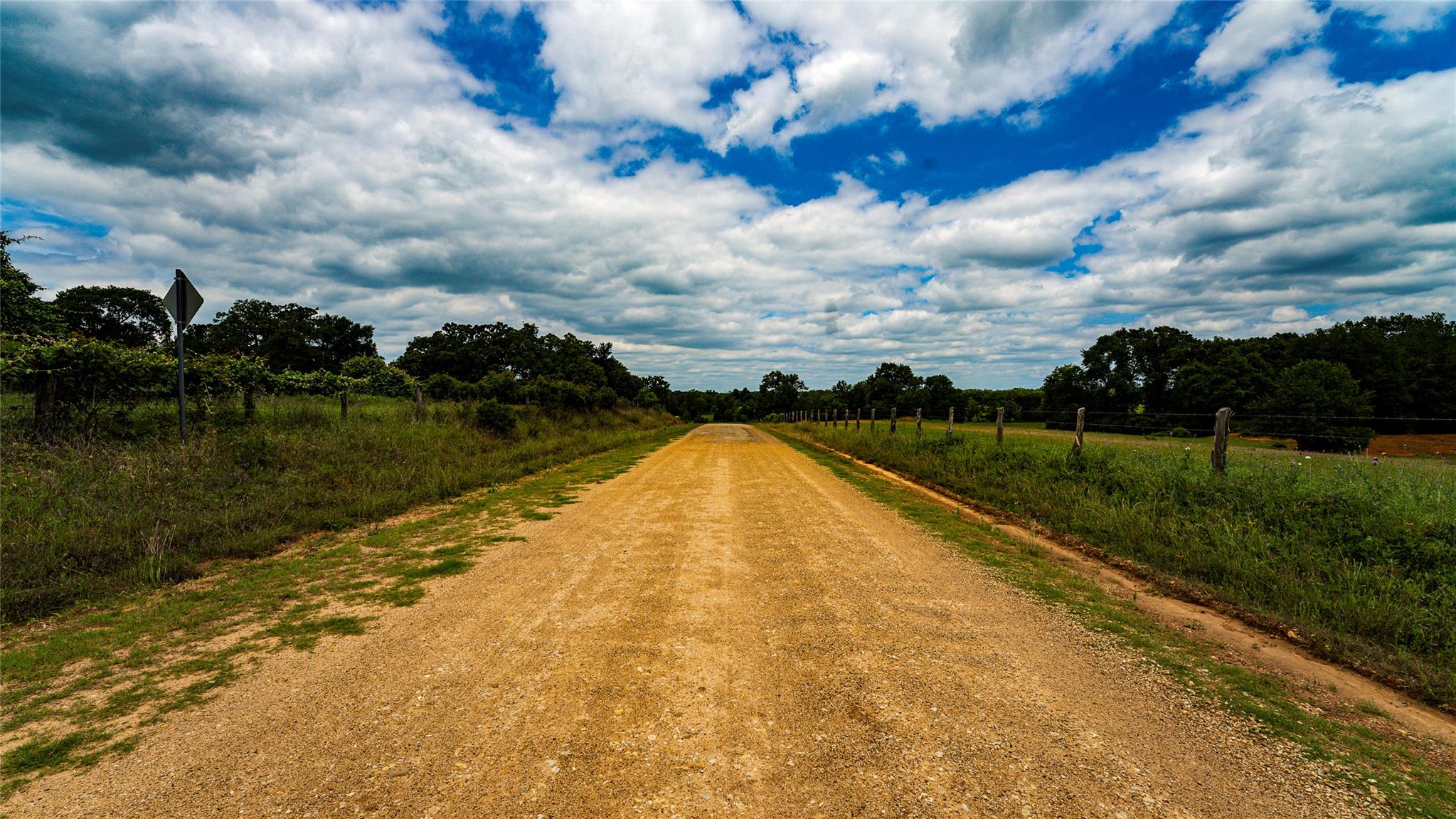 0000 CR 413, Lexington, TX 78947