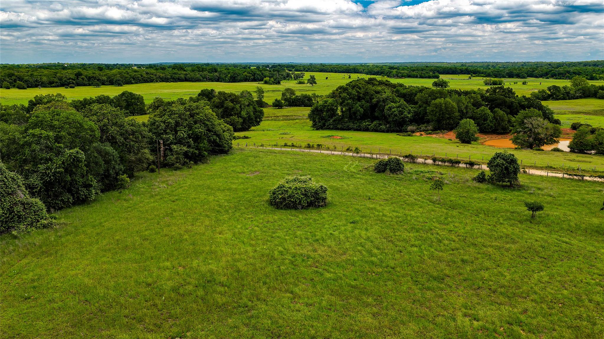 0000 CR 413, Lexington, TX 78947