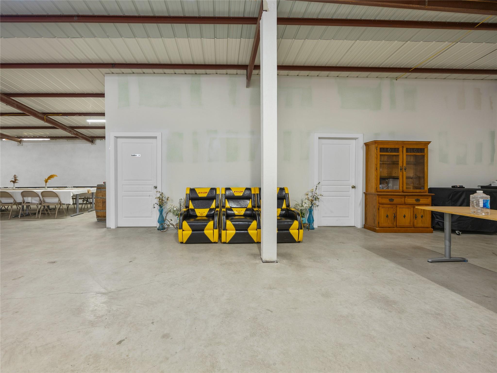 11600 S UHwy 183 S, Buda, TX 78610