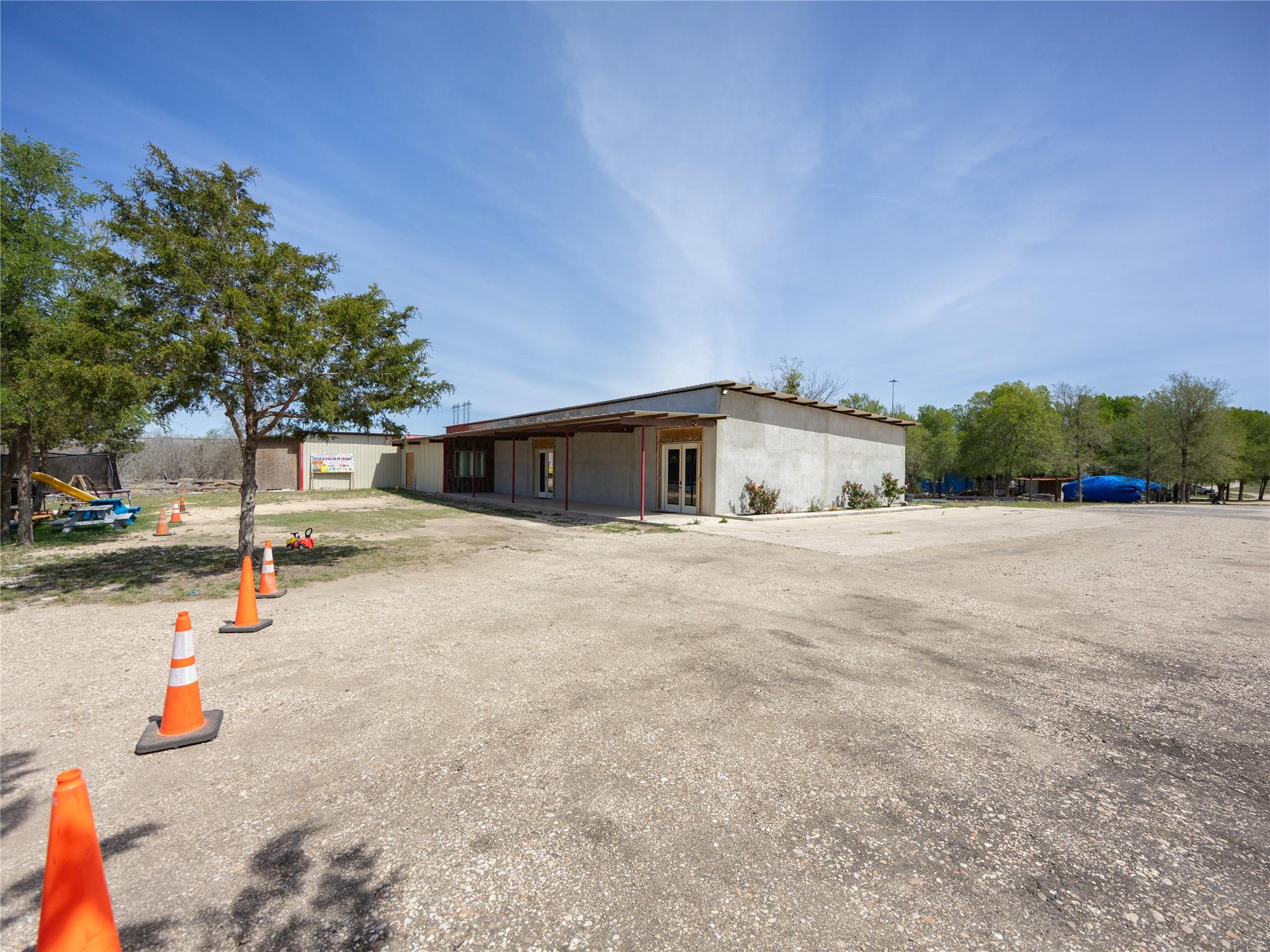 11600 S UHwy 183 S, Buda, TX 78610