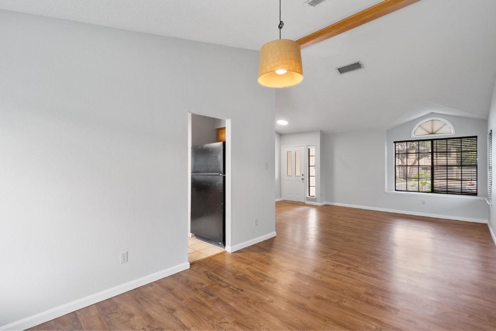 8718 Coastal Dr, Austin, TX 78749