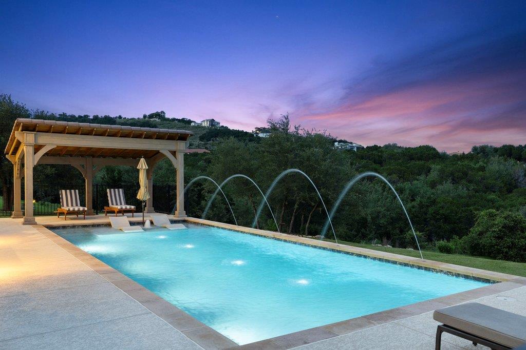 8417 Kelly Cv, Lago Vista, TX 78645
